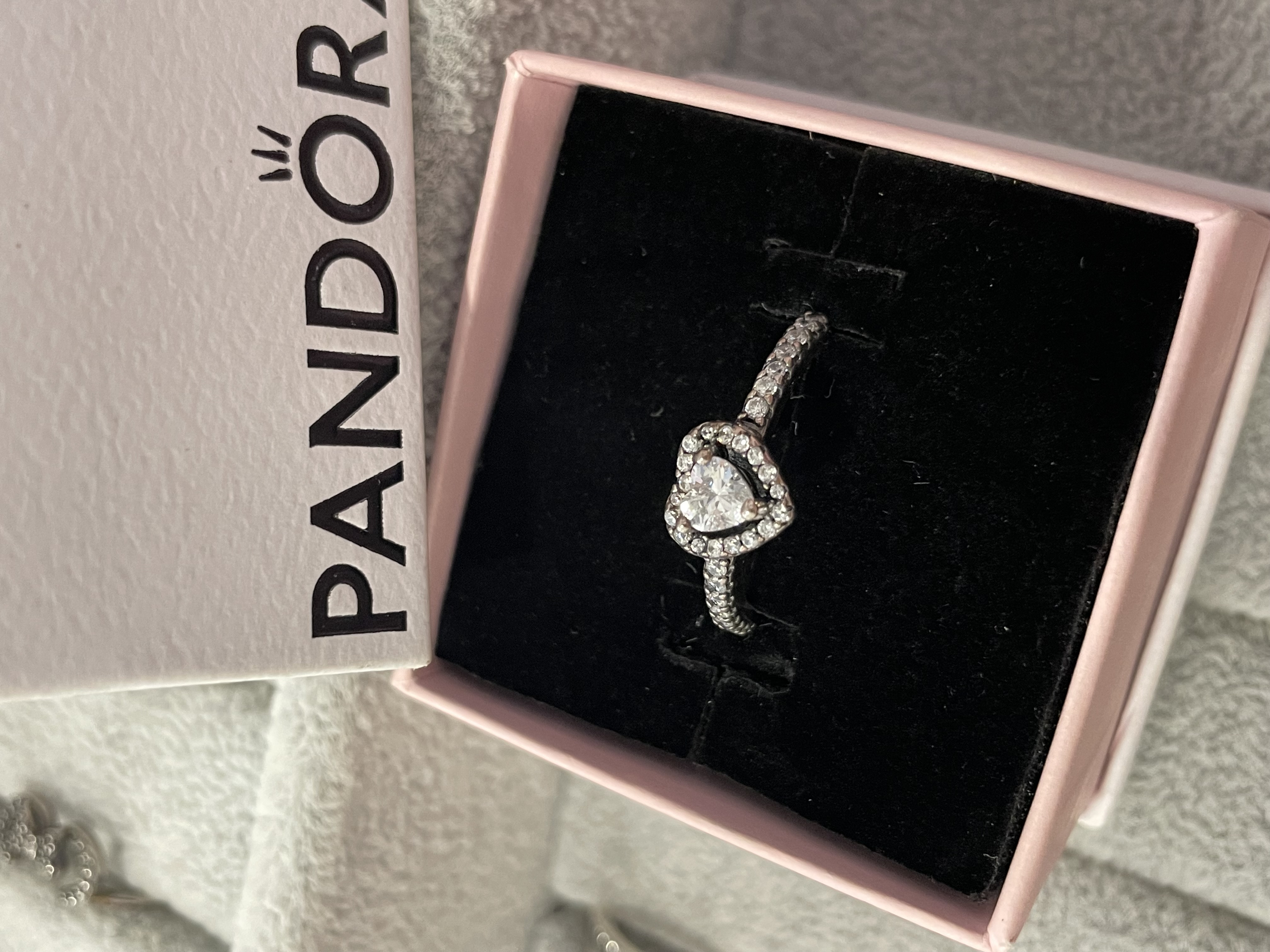 ANILLO CORAZON ZIRCONIAS