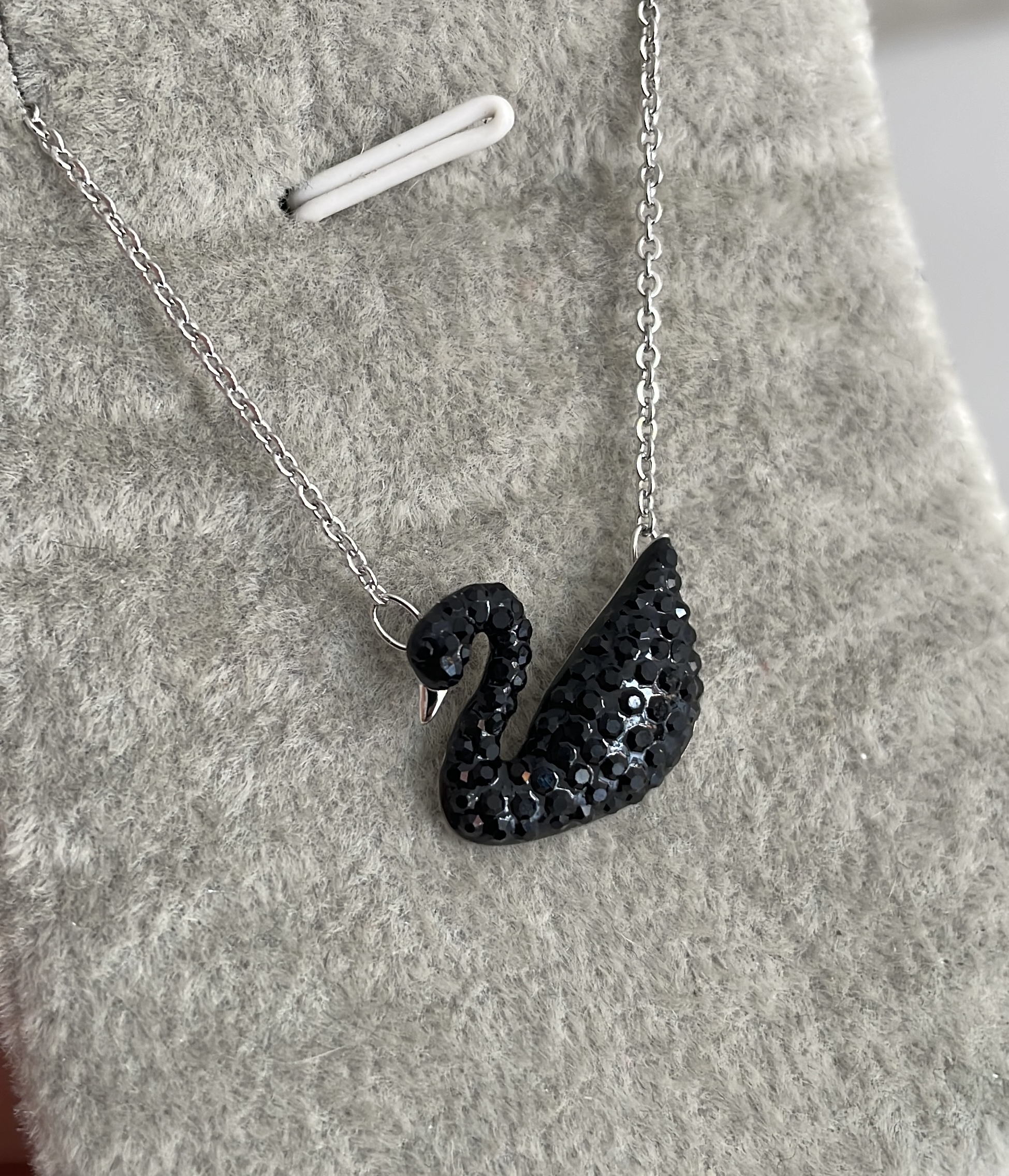 COLLAR SWAROVSKI CISNE NEGRO