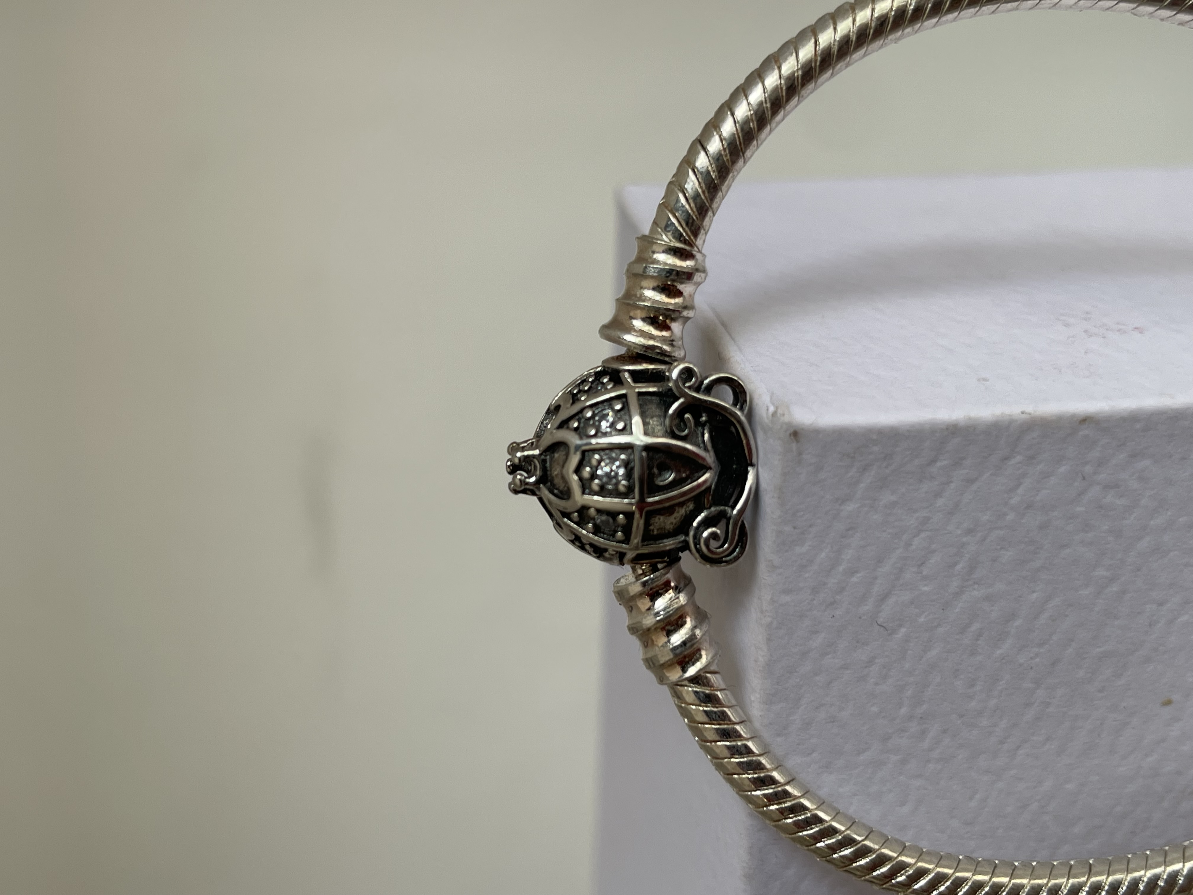 PULSERA DISNEY CARRUAJE 