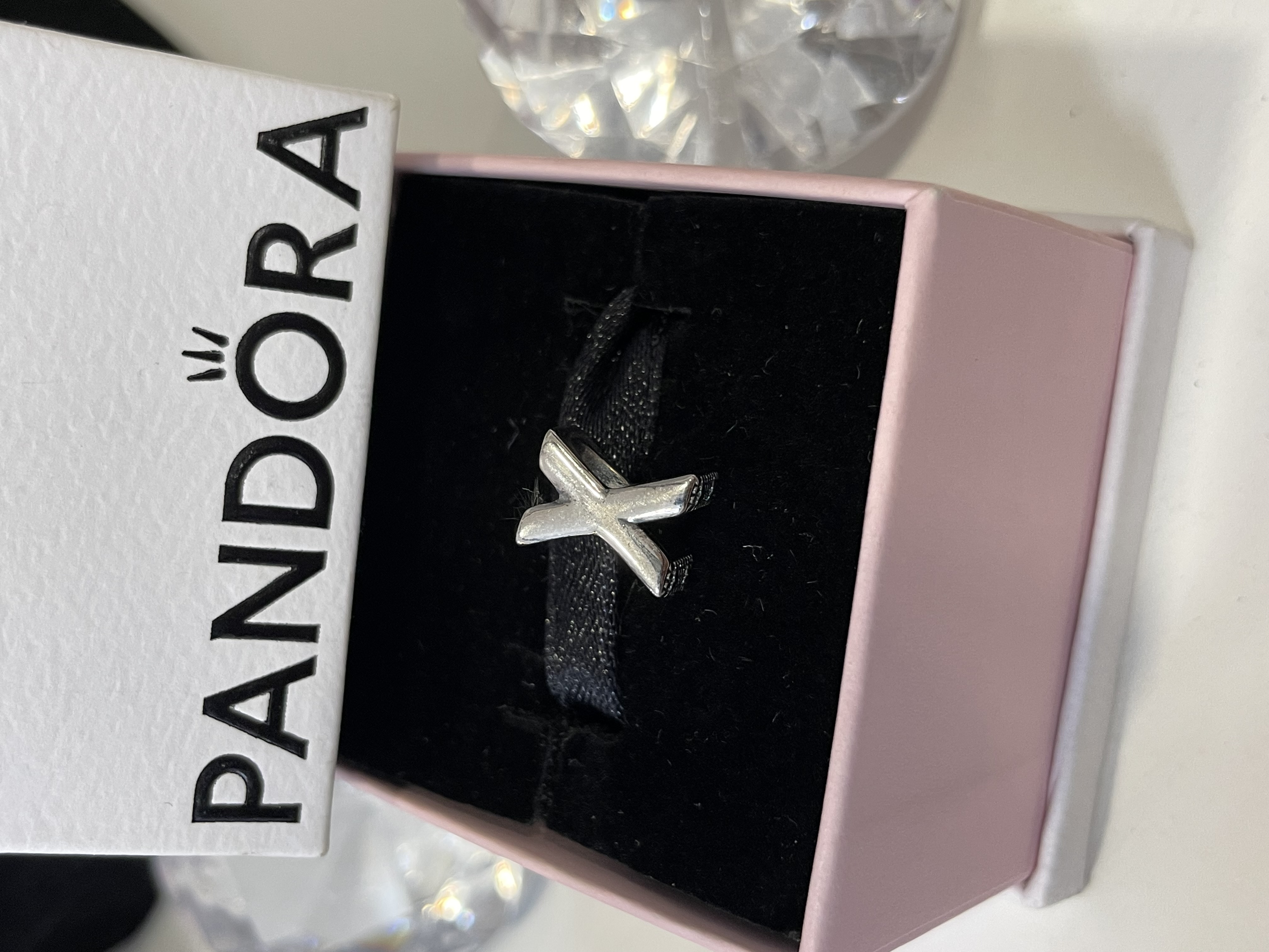 CHARM LETRA PLATA X