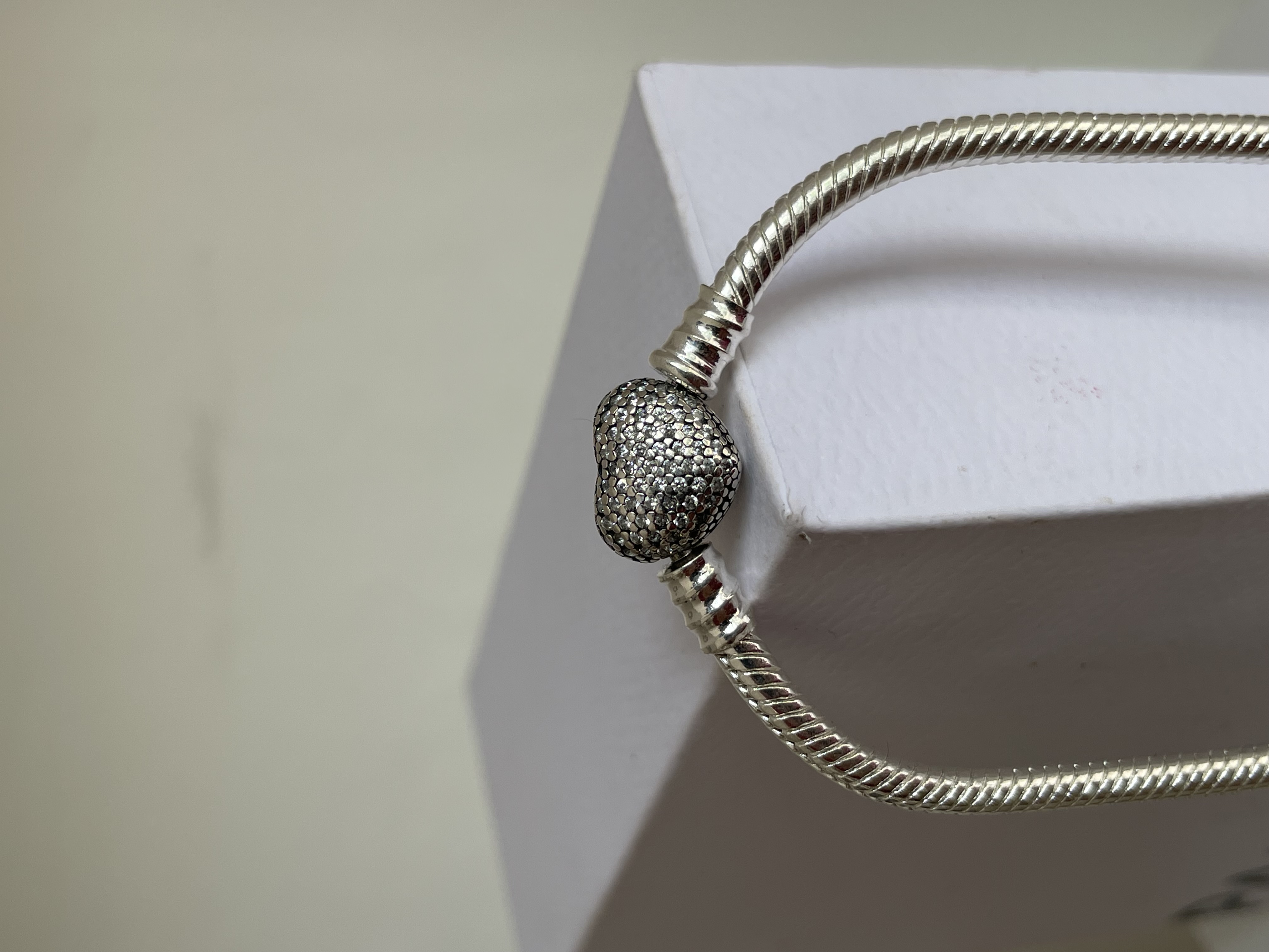 PULSERA CORAZÓN ZIRCONIAS