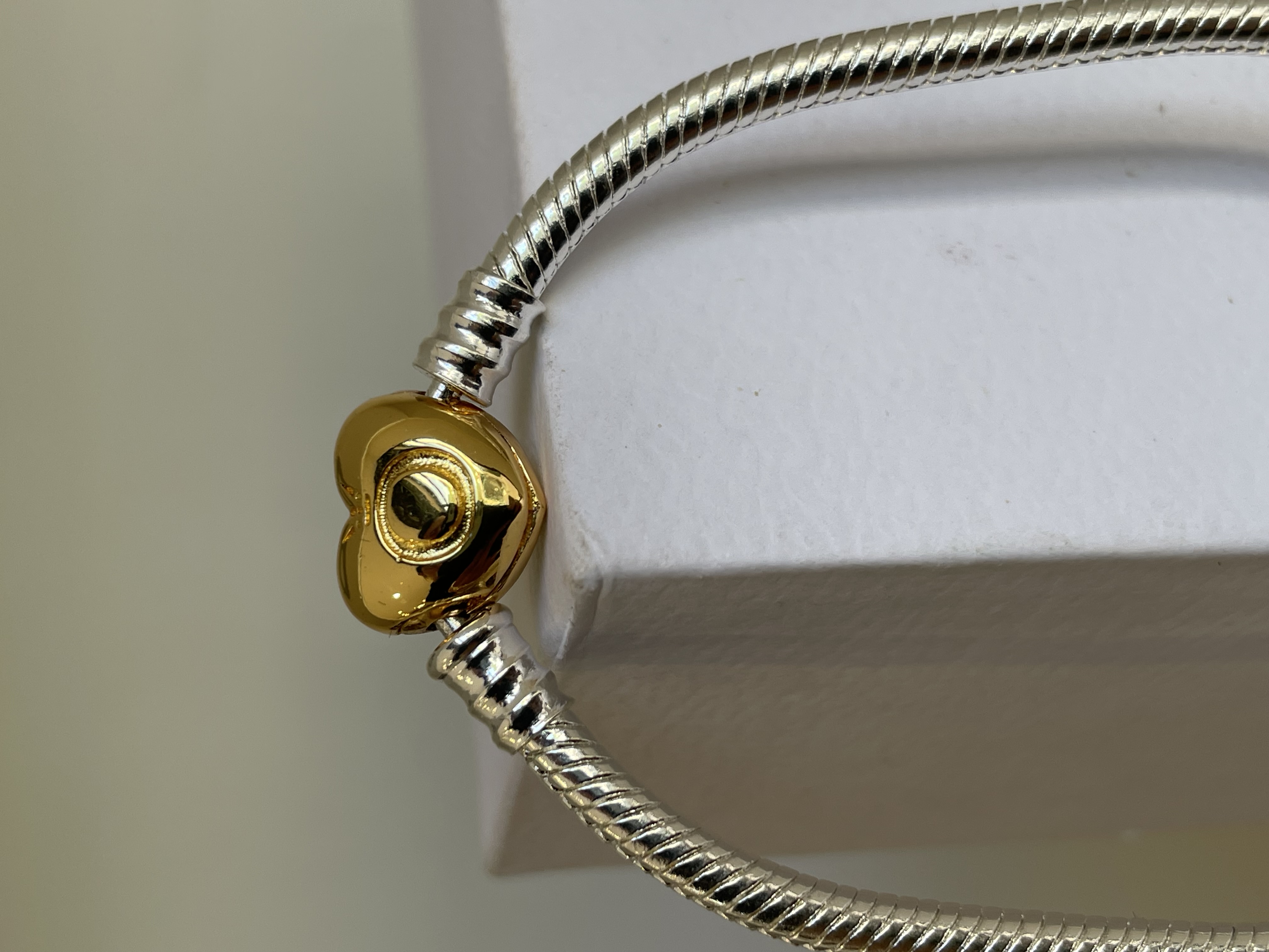 PULSERA CORAZÓN LISO 
