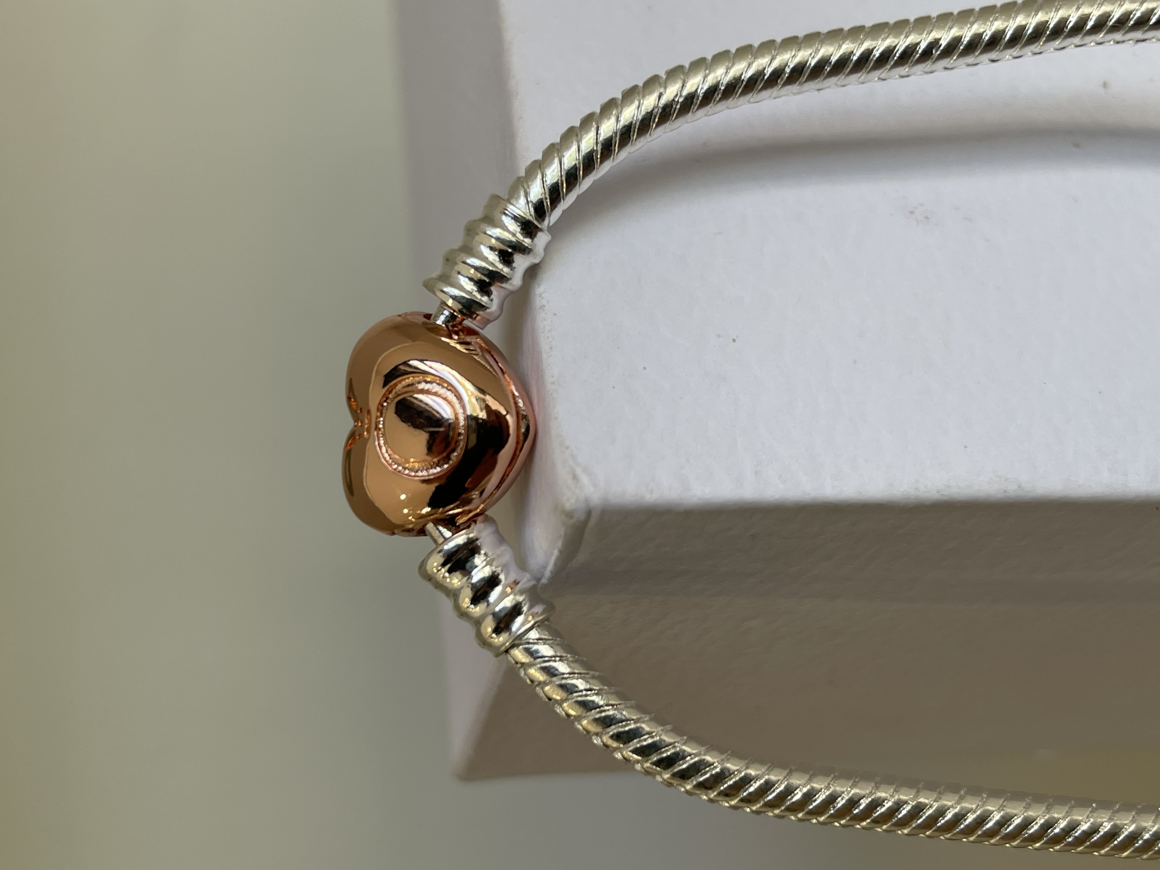 PULSERA CORAZÓN LISO 