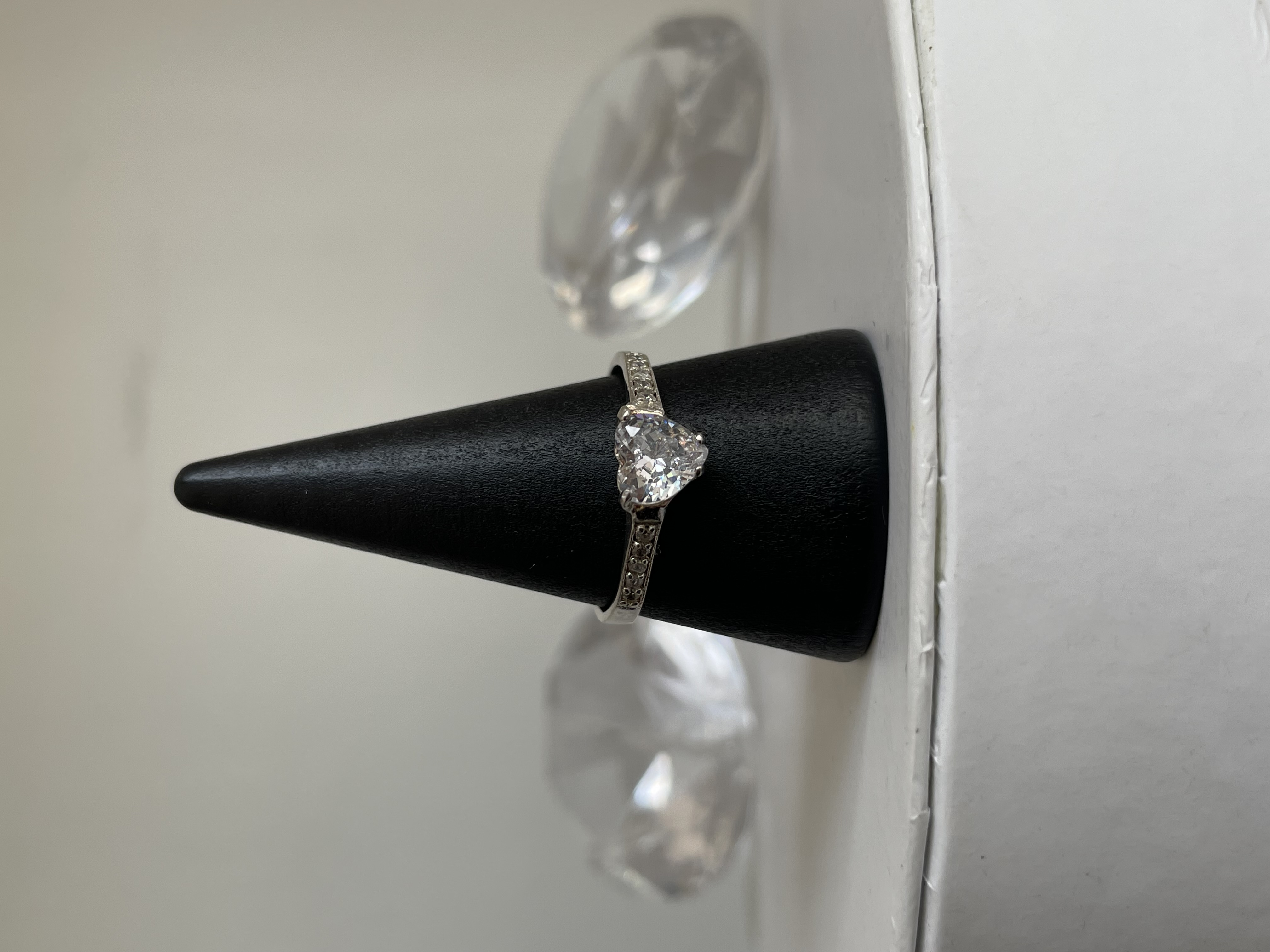 ANILLO ARGOLLA GRUESA CORAZON