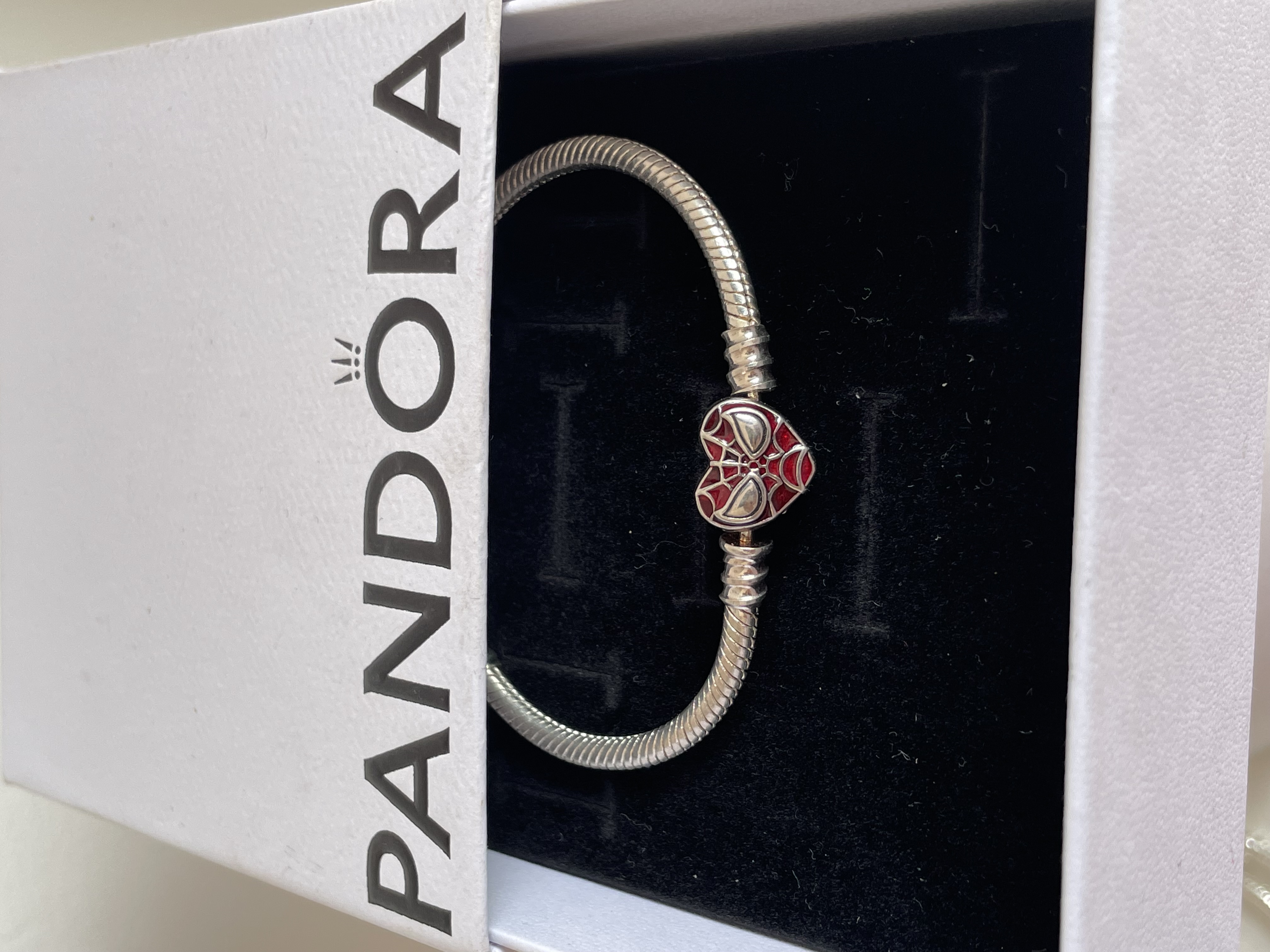 PULSERA SPIDERMAN CORAZÓN