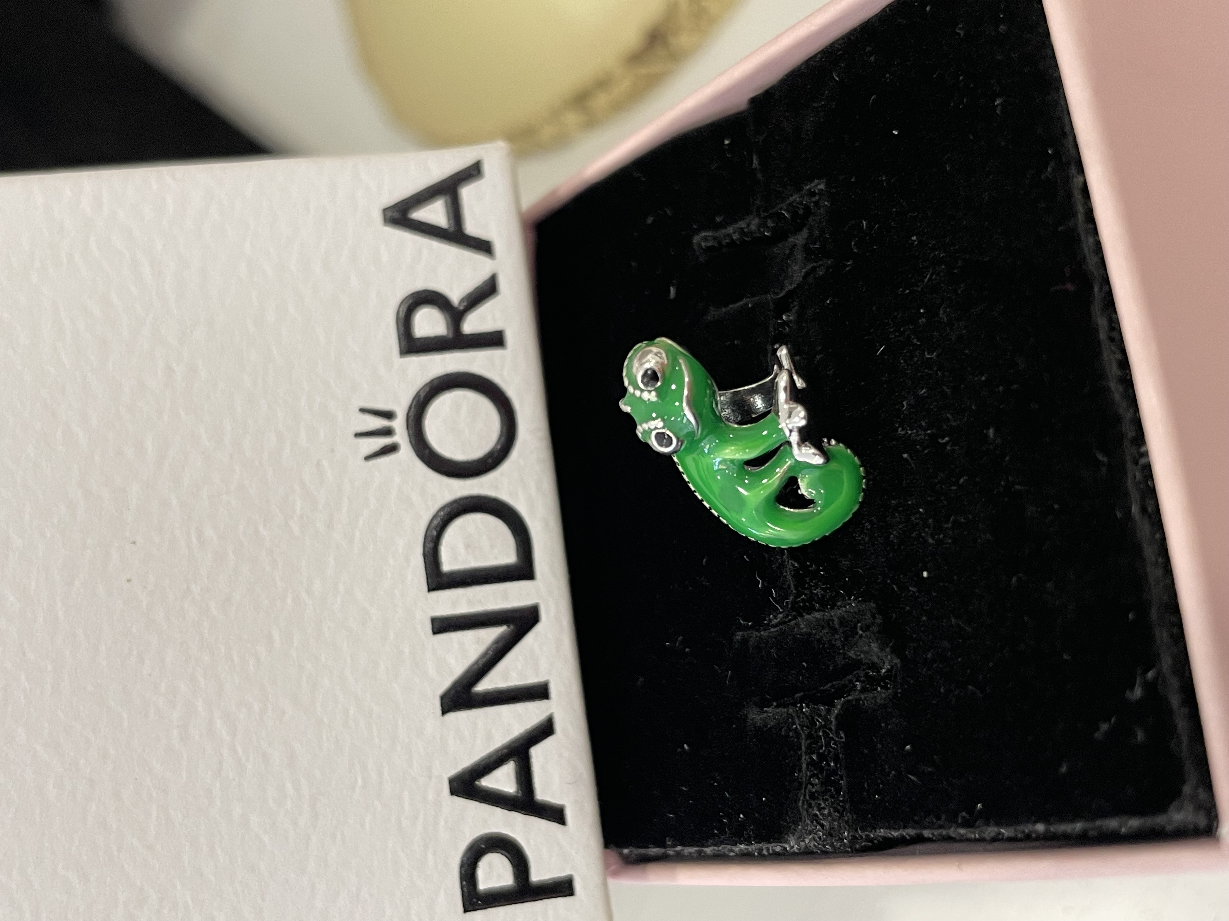 PRINCESAS CAMALEON VERDE RAPUNZEL