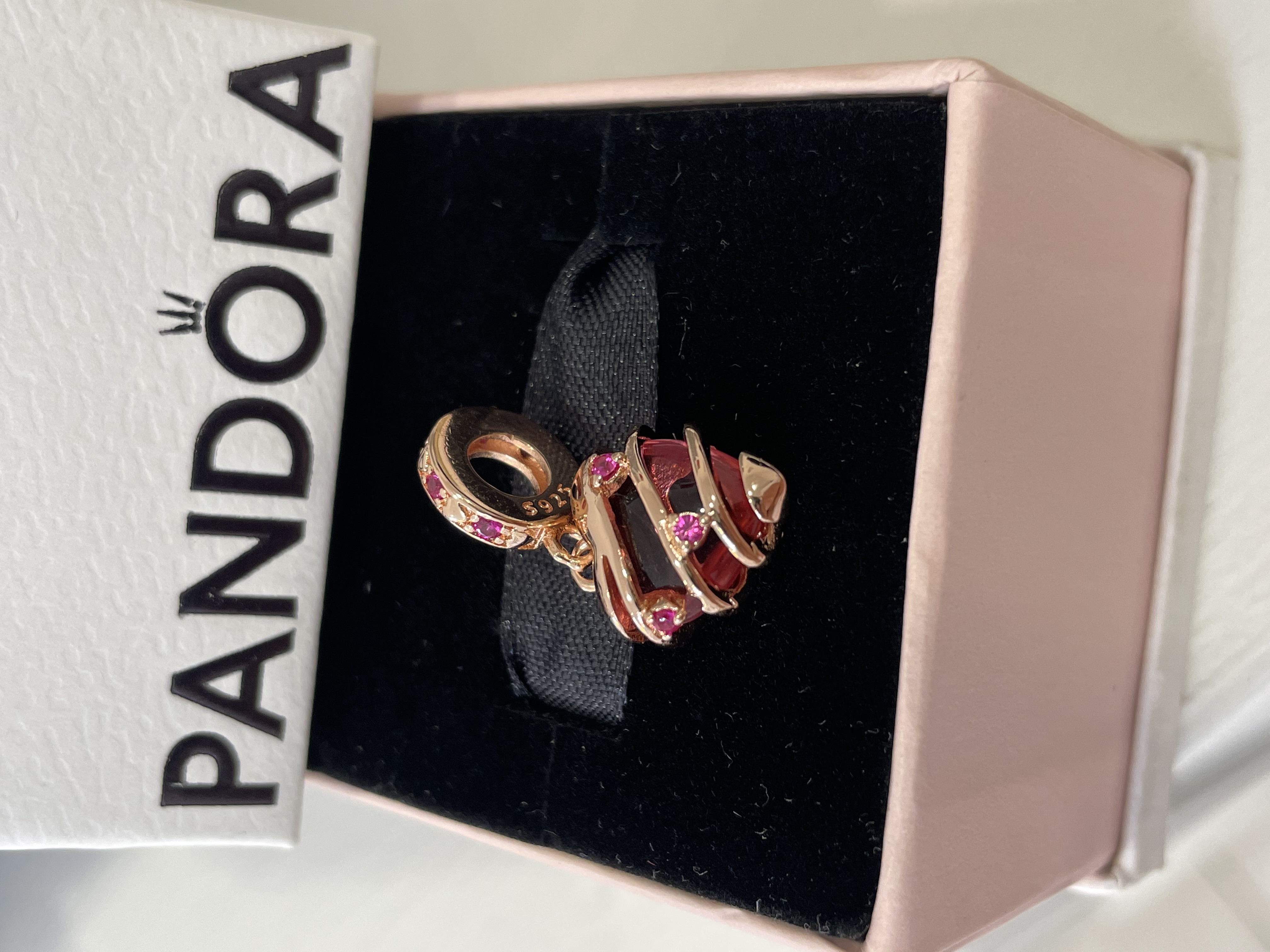CHARM CORAZÓN LEAL ROSE GOLD