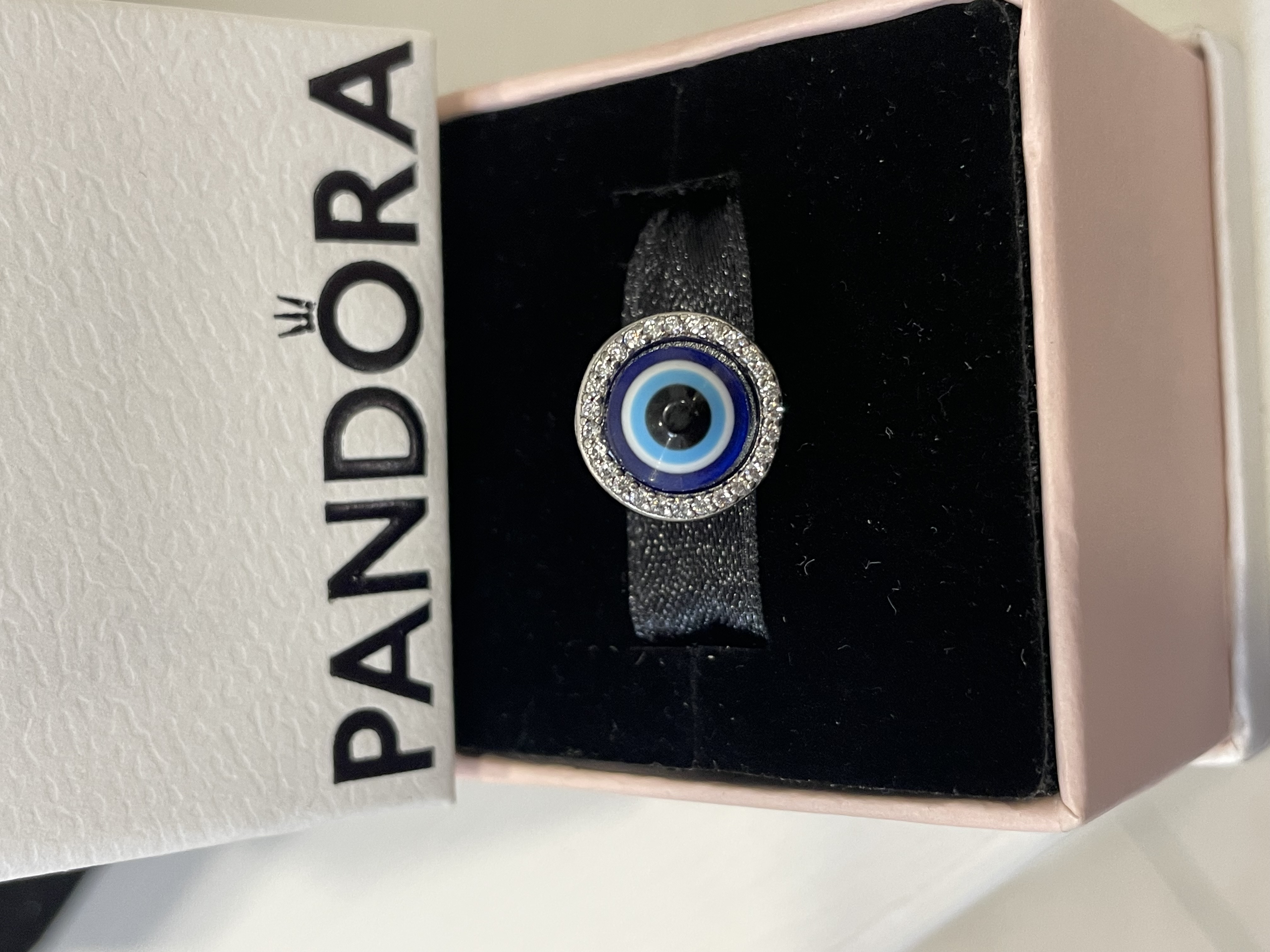 CHARM OJO TURCO CON ZIRCONIAS