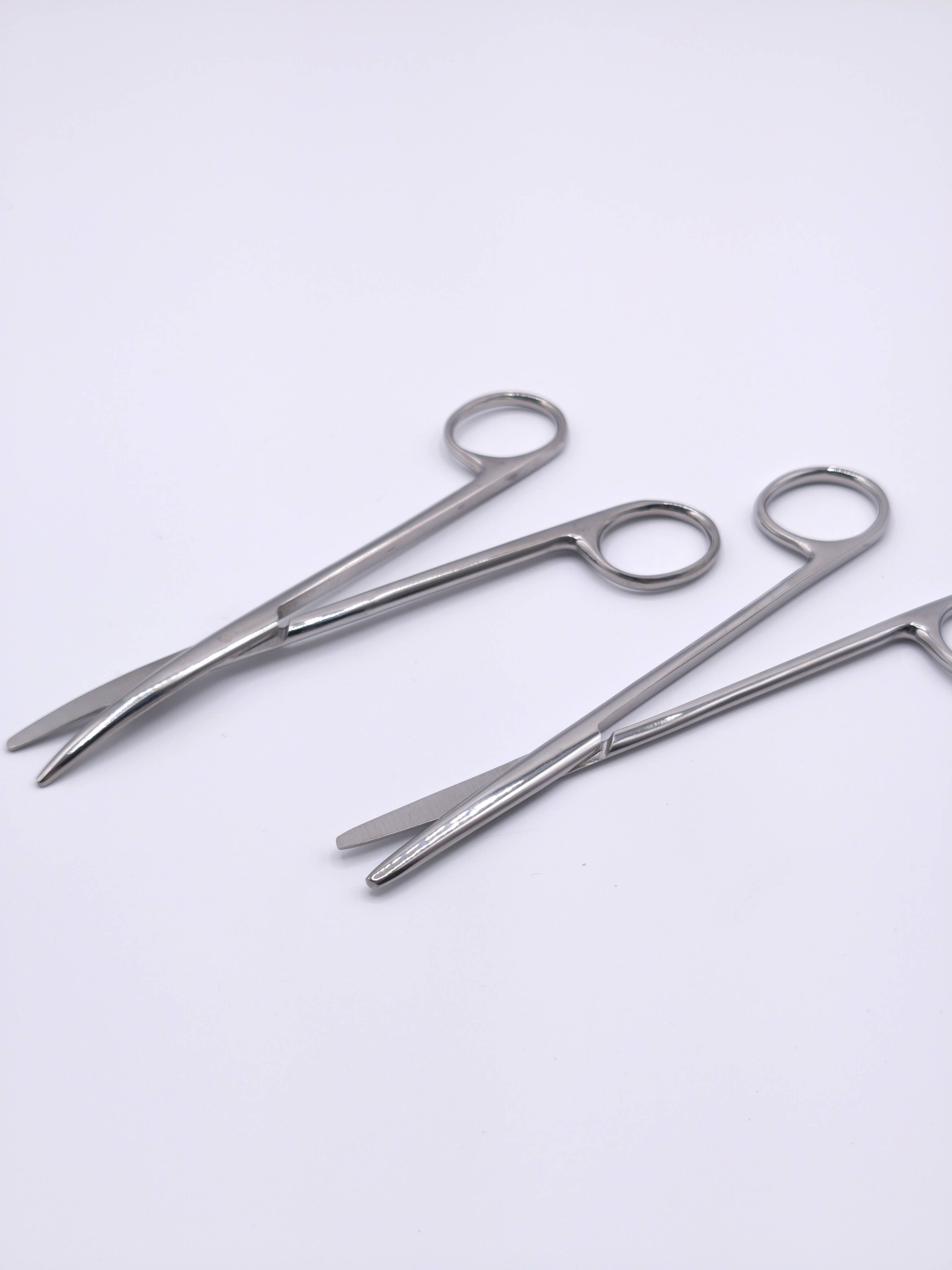 Tijeras Metzenbaut Para Tejidos 14Cms