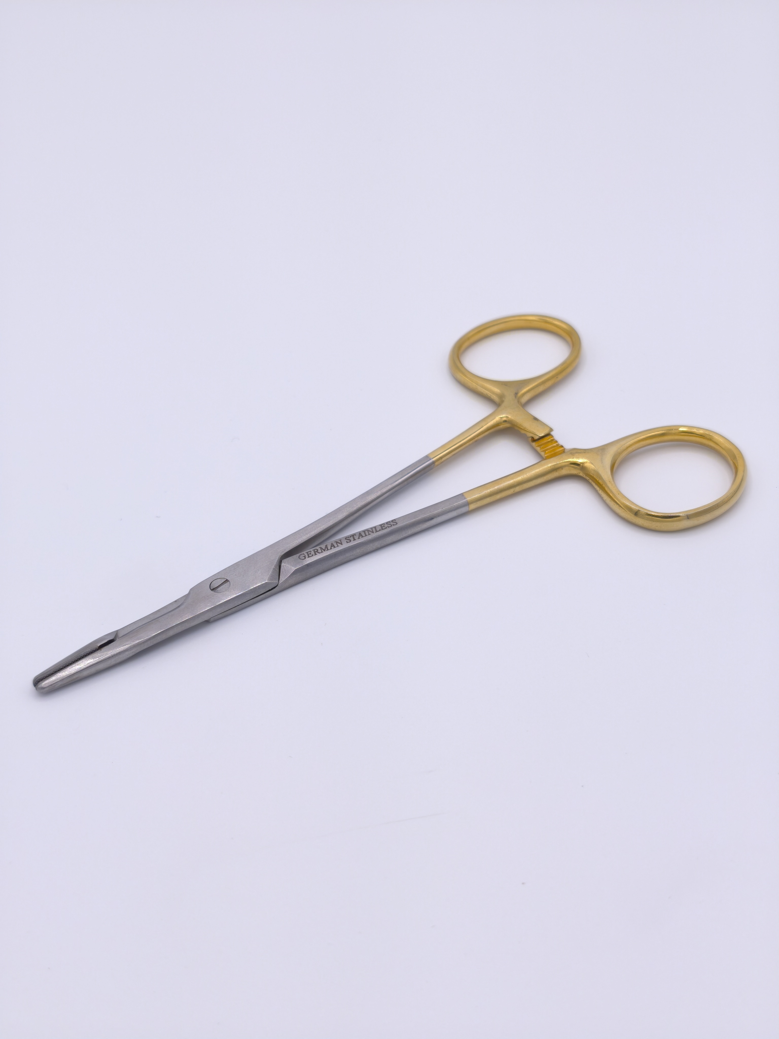 Porta Aguja Con Tijeras 14 Cms