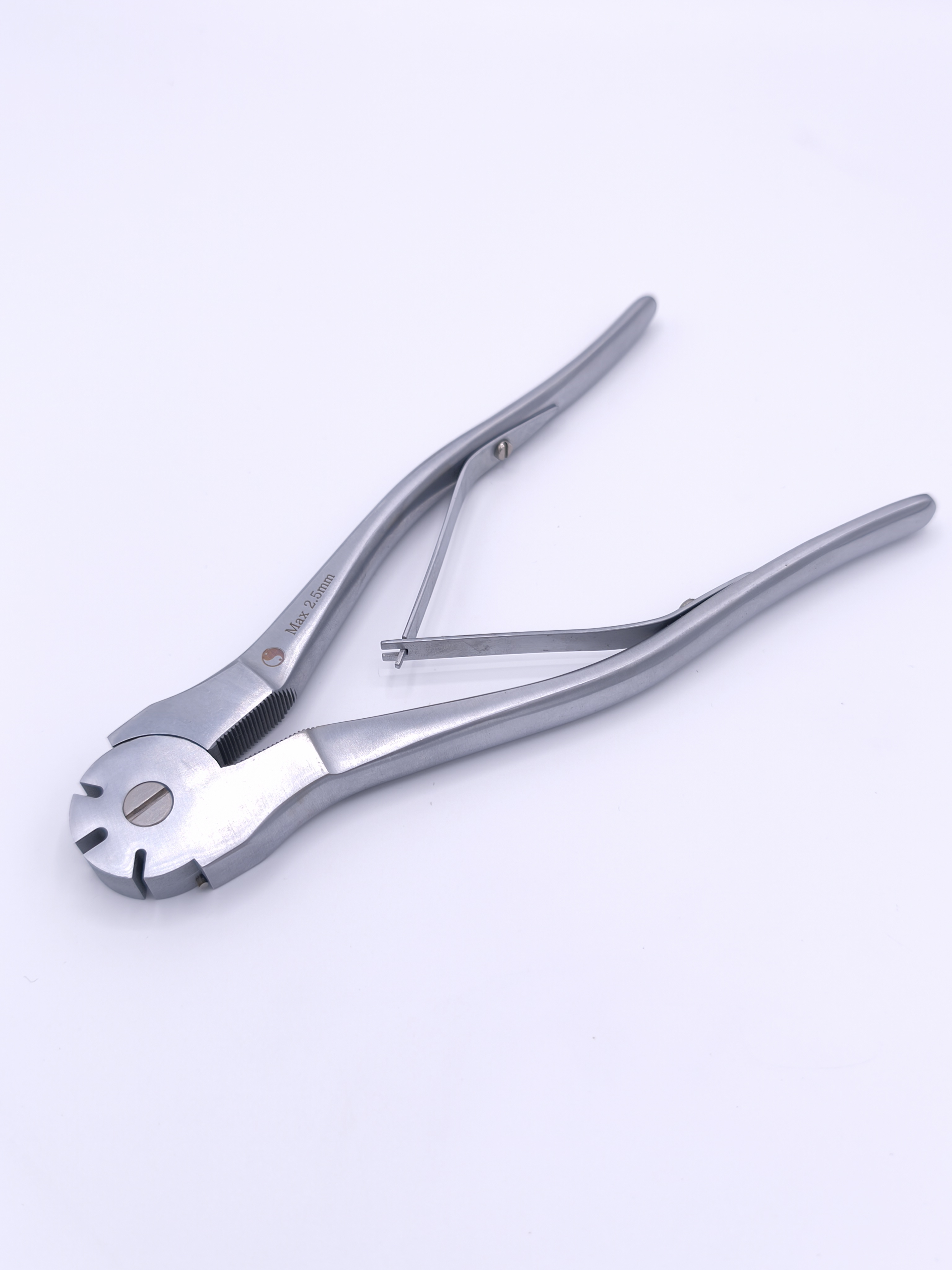 Pinza Corta Clavos Max 2.5mm x 205mm