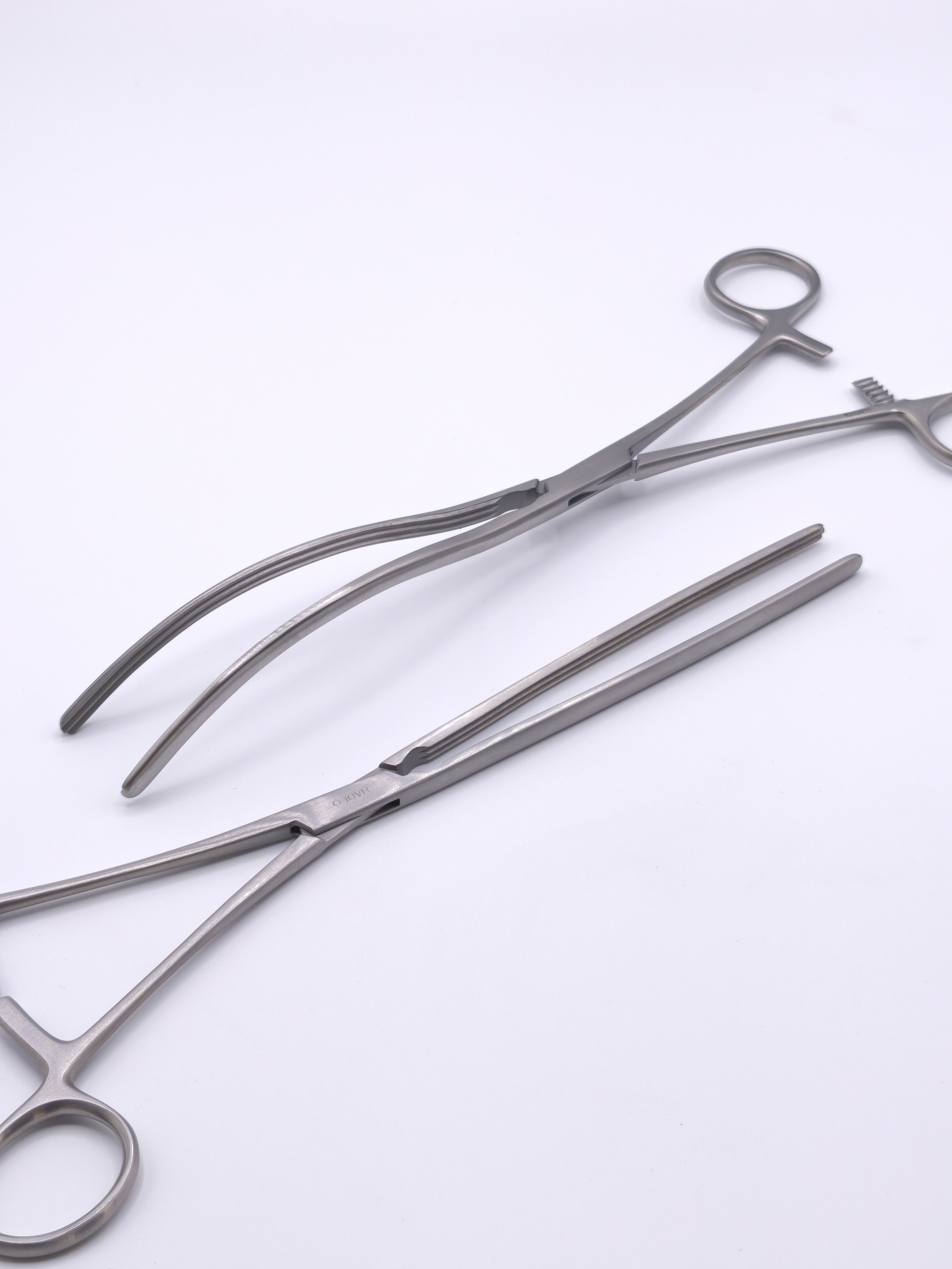 Kocher Pinza Intestinal (Estomago)