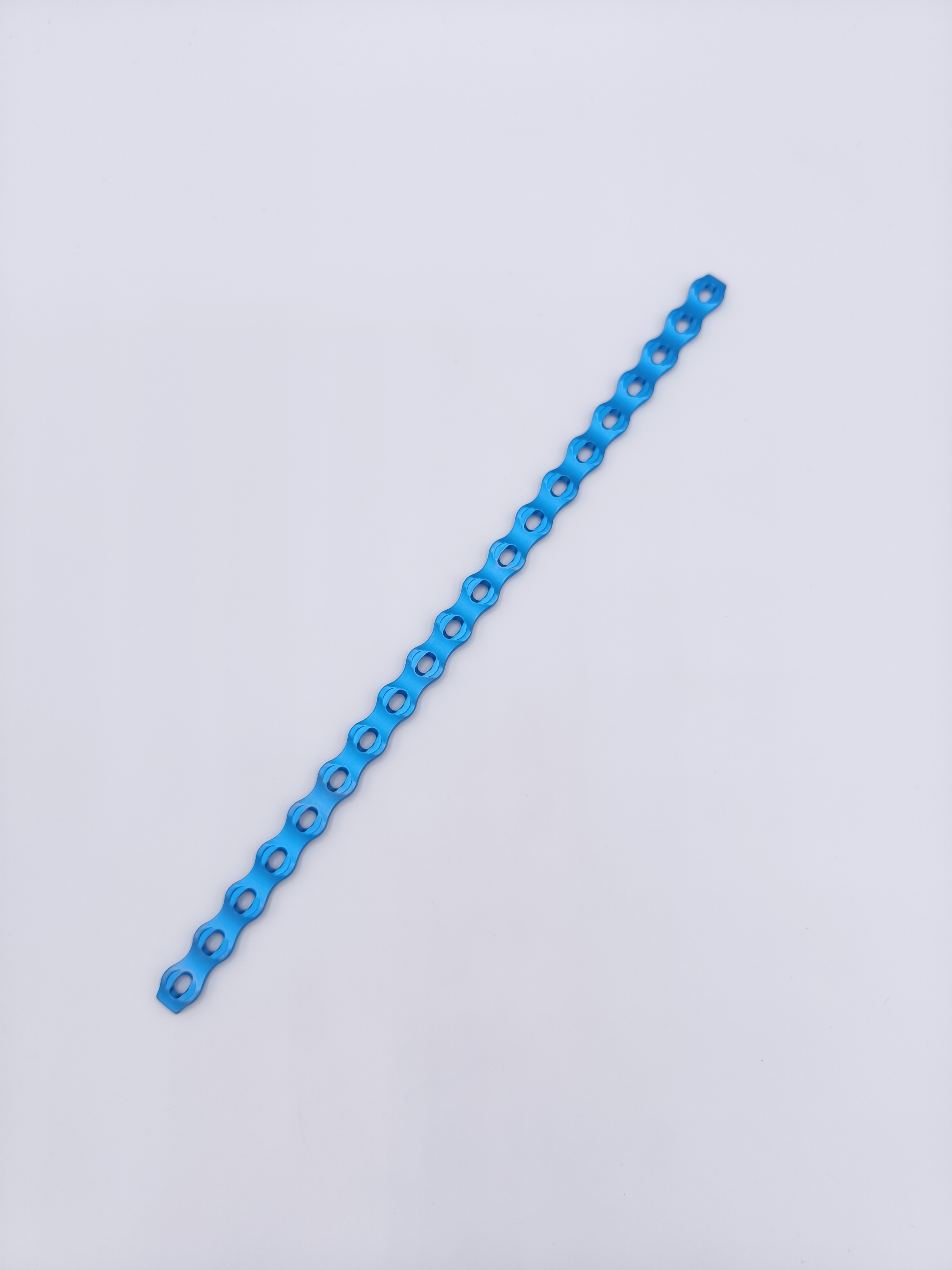 Placa PRCL Titanio 4.0mm
