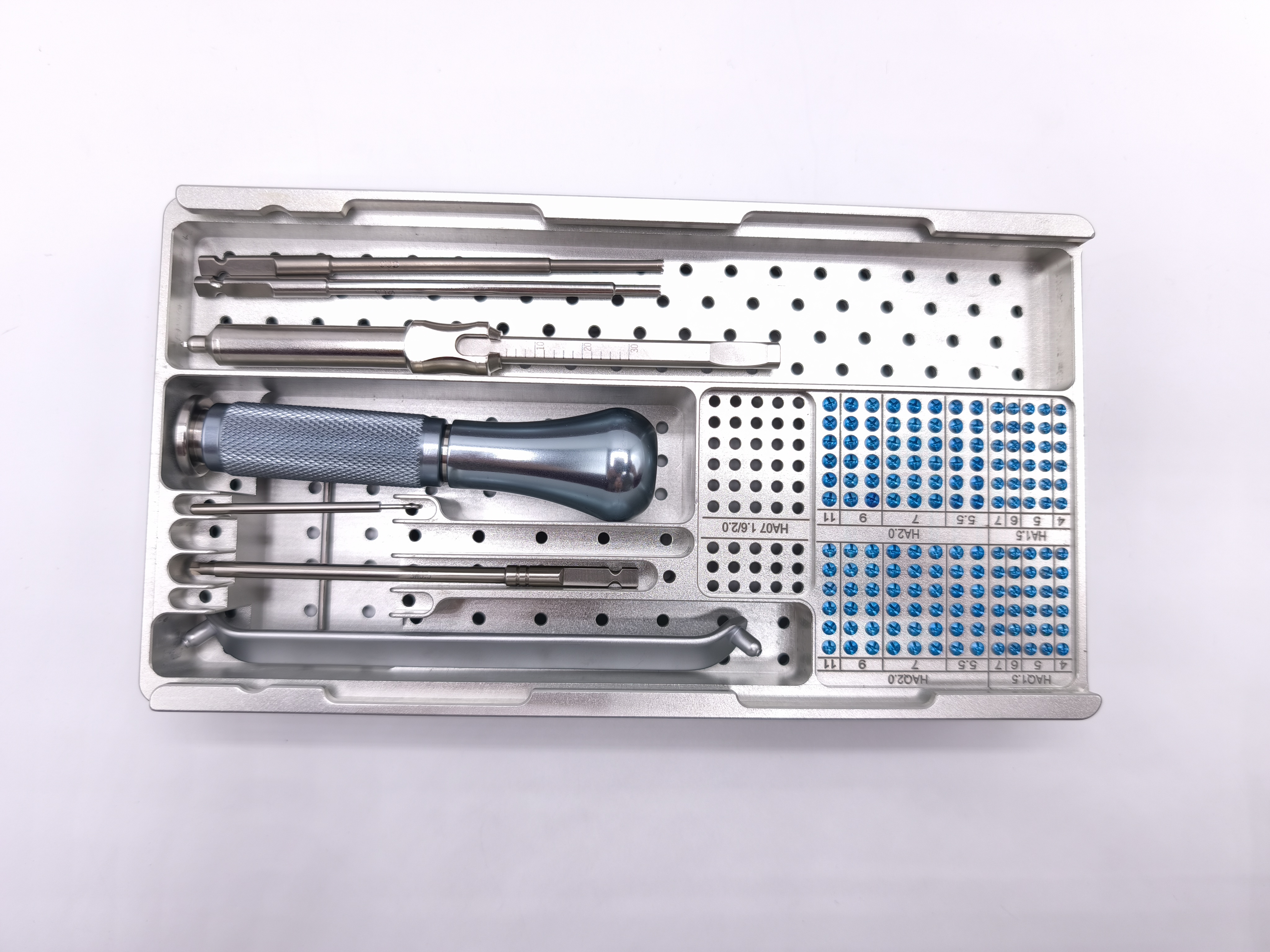Sistema Maxilofacial Titanio 1.5 / 2.0