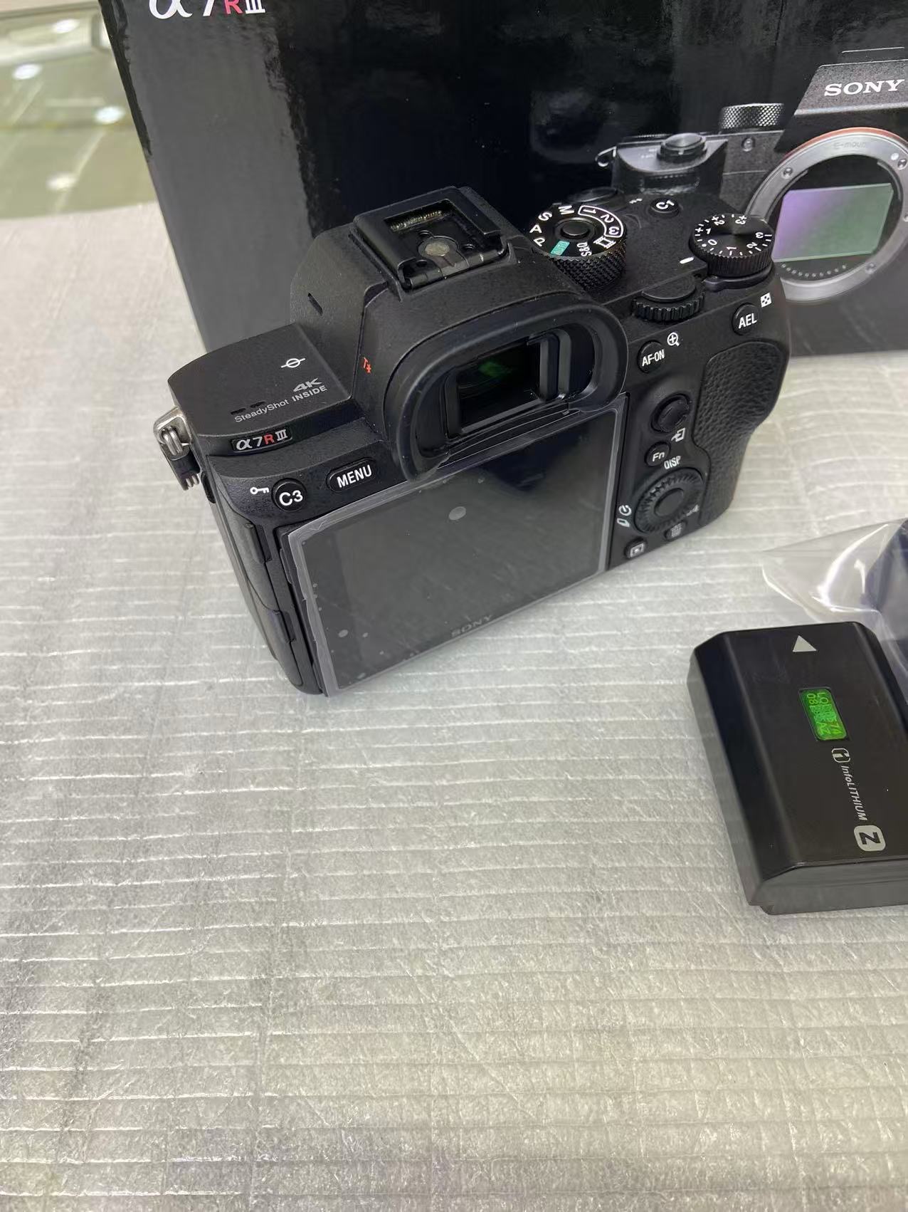 Sony Alpha 7RIII