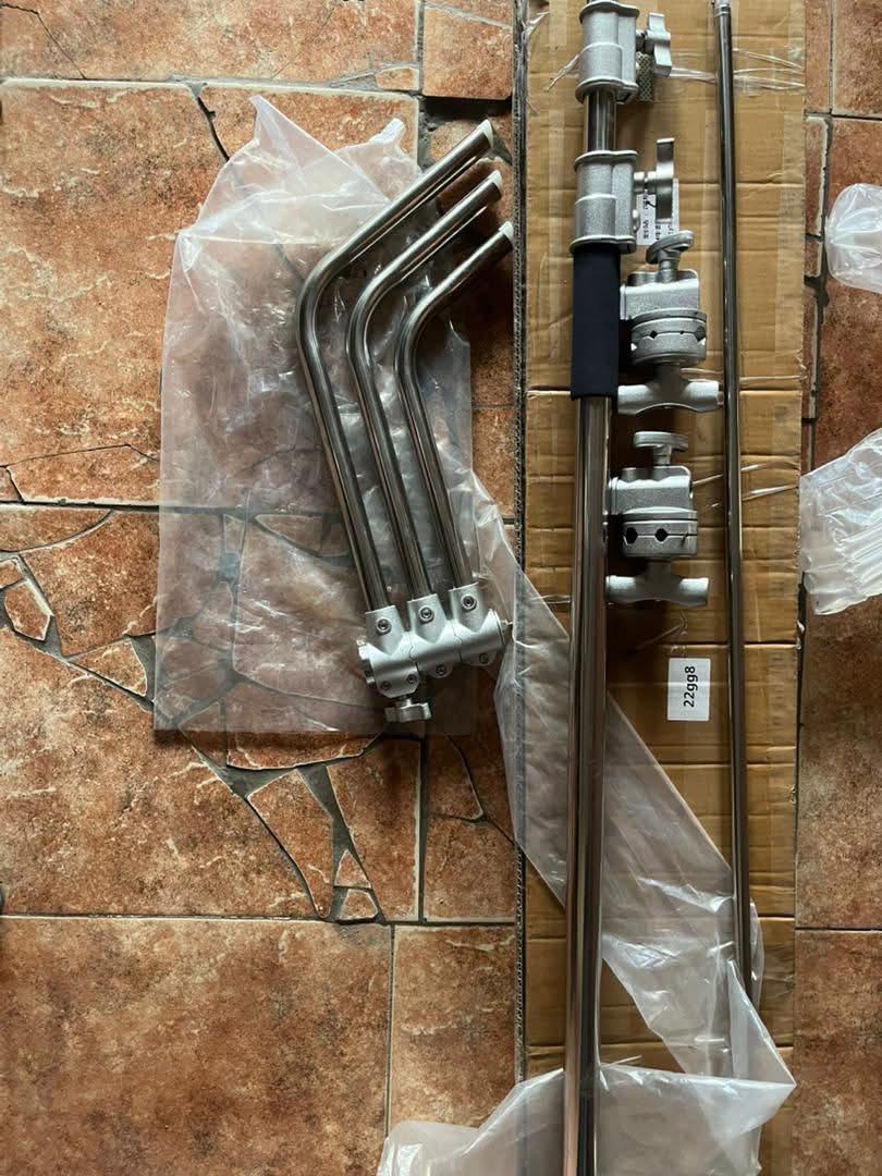 Pied C-Stand pour studio photo (trepied jirafe)