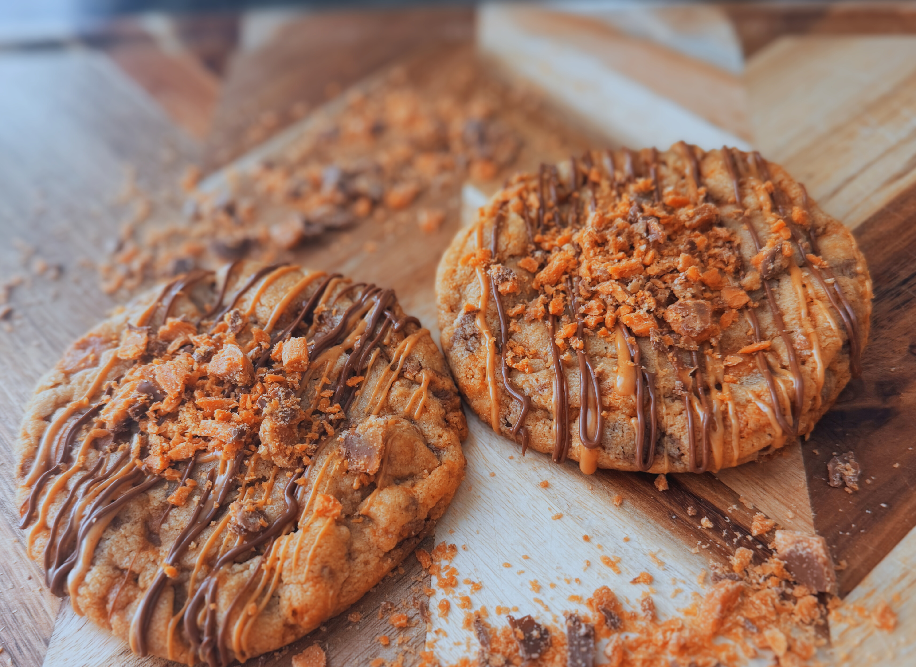 Butterfinger Fix-A peanut butter cookie stuffed with crunchy Butterfinger pieces for a candy-bar-inspired bite. ๐ซ๐ฅ