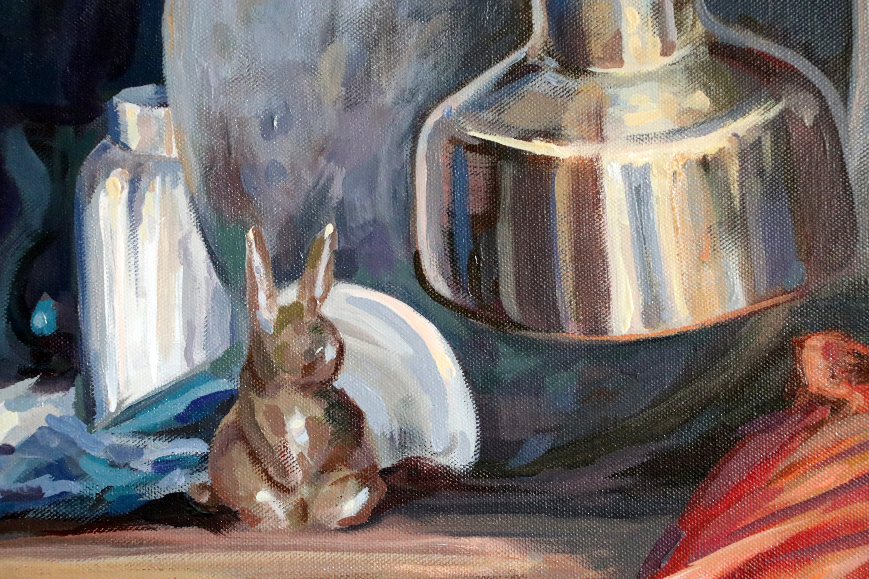 Obraz martwa natura z lampą i króliczkiem