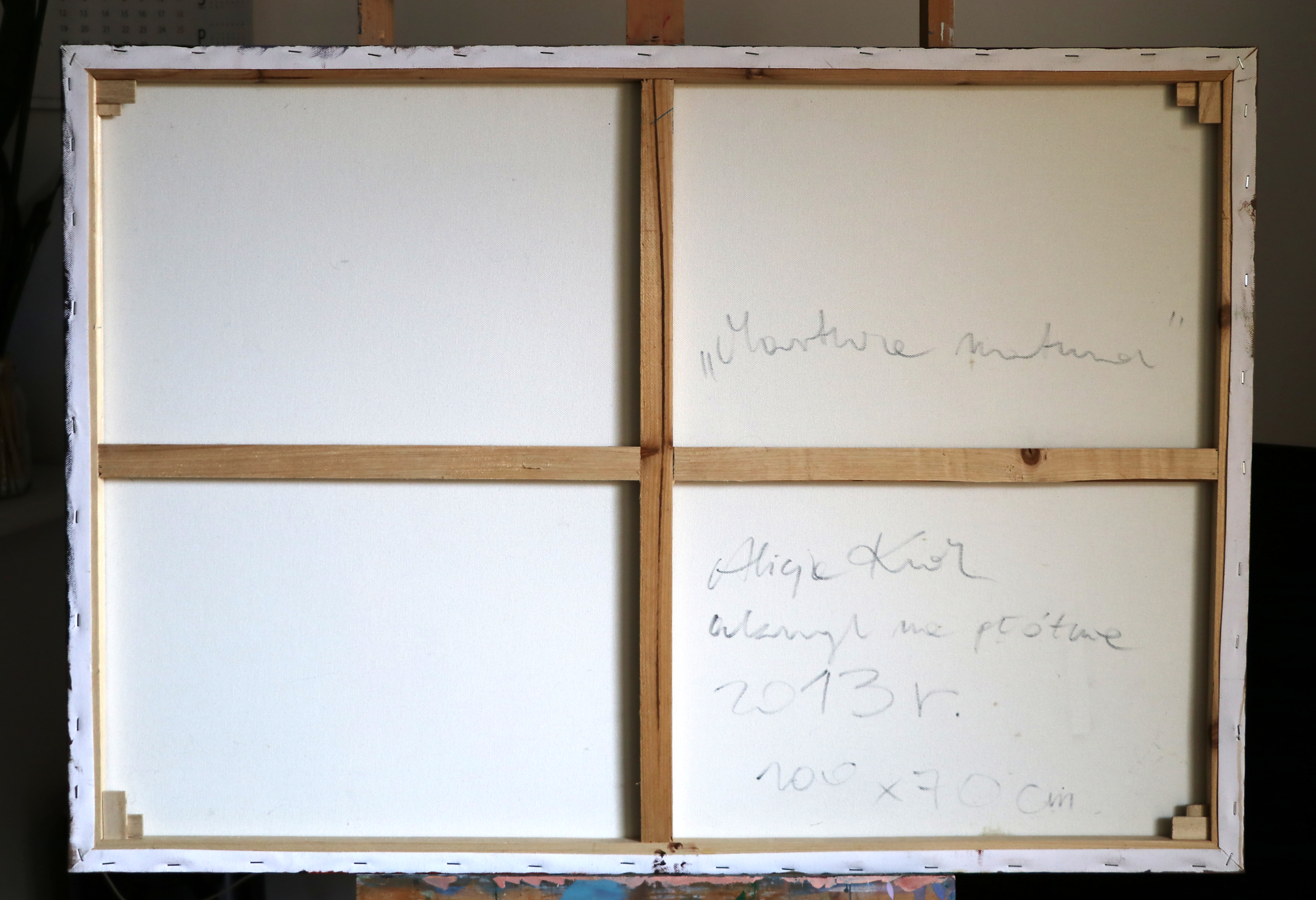 Obraz martwa natura z lampą i króliczkiem