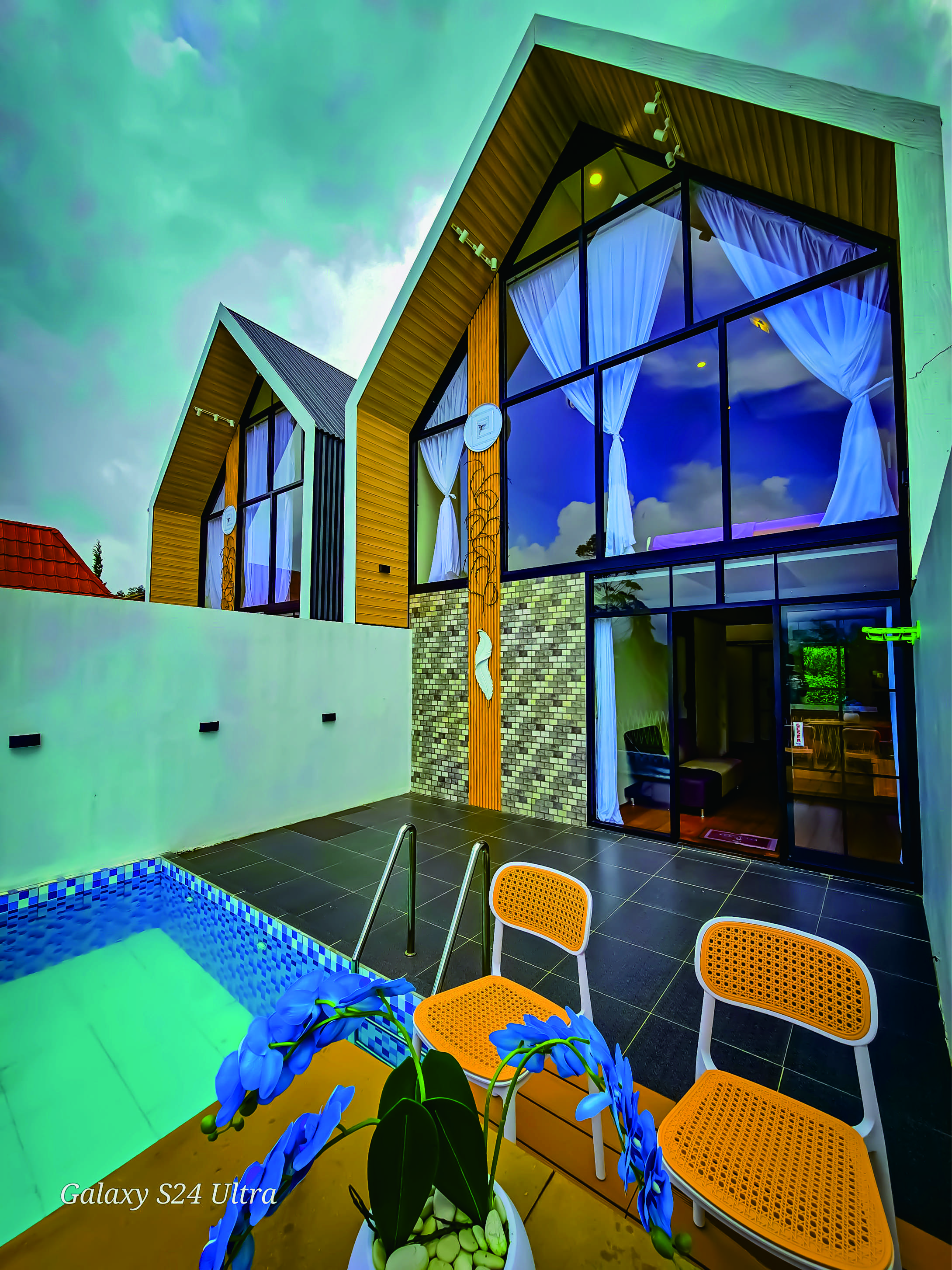 ALULLA SUNFLOWER VILLA 