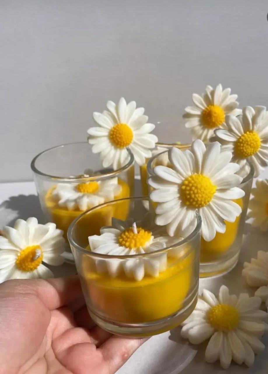 Fresh Bloom Scented Jar Candle