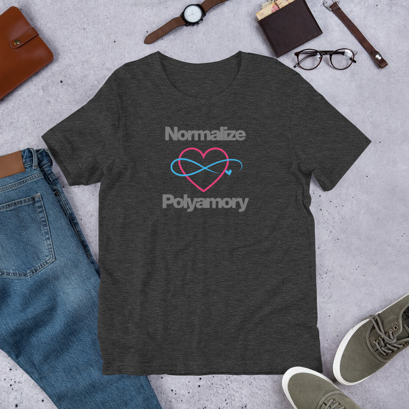Unisex t-shirt - Normalize Polamory