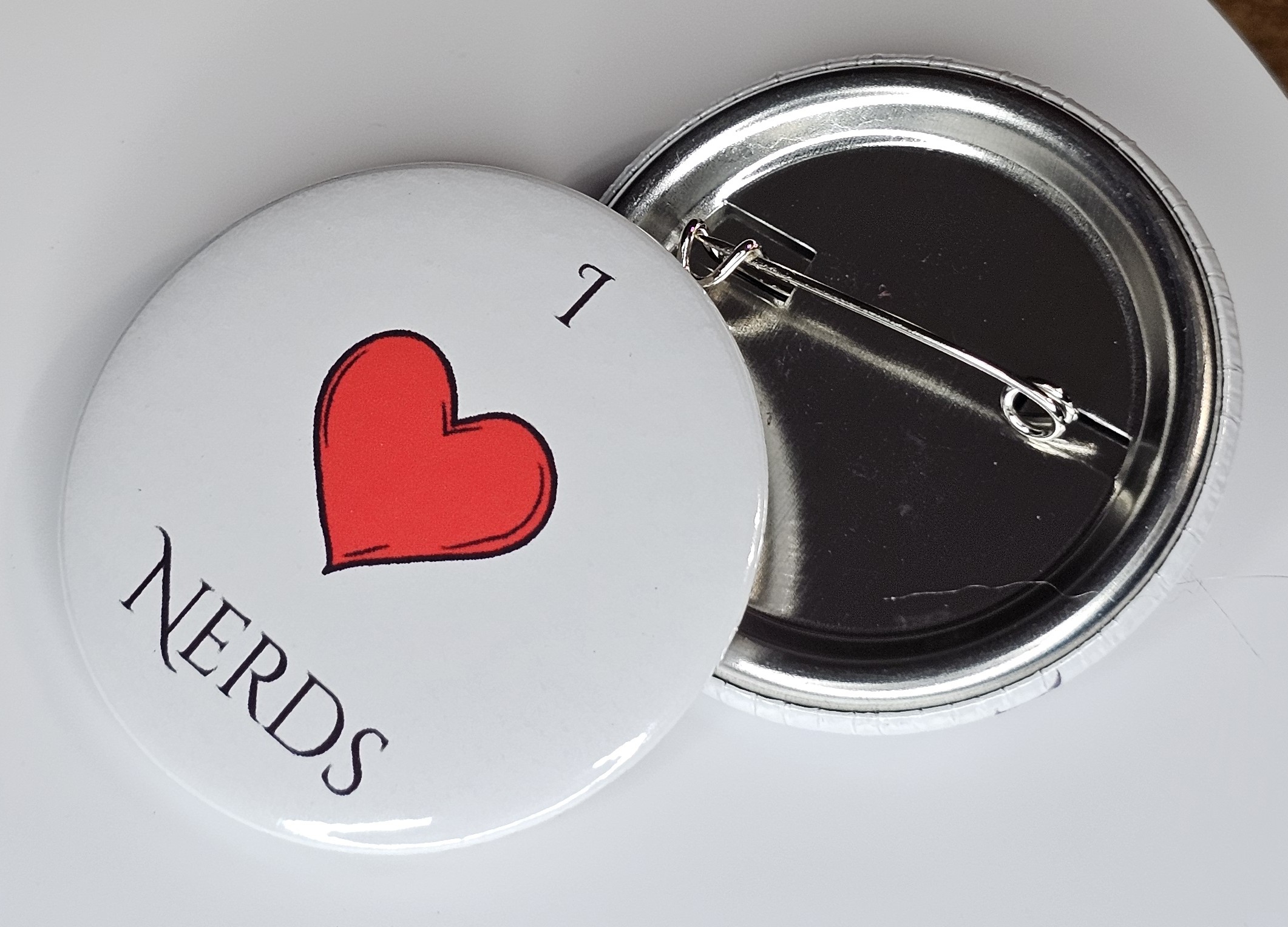 44mm (1.73 in) Pin-Back Button - I Love Nerds Red