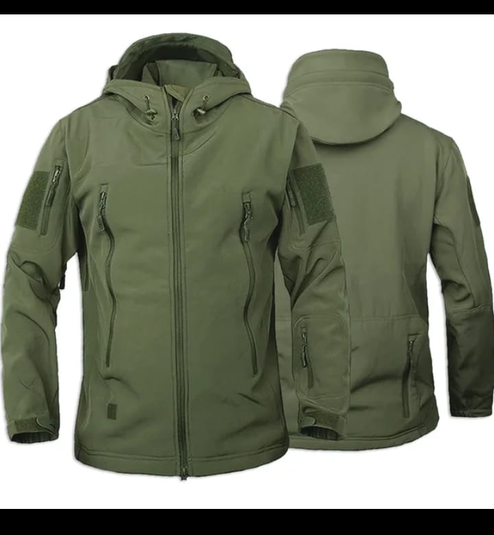 Campera softshell impermeable tactica