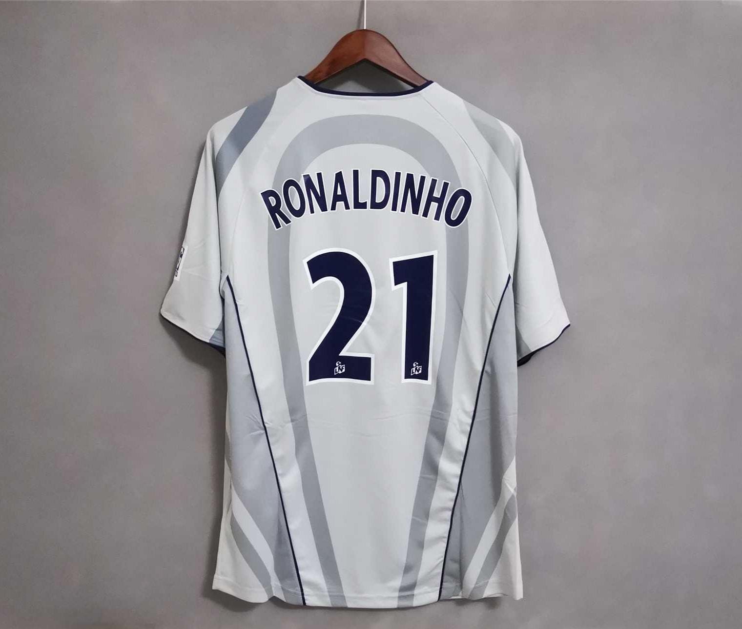 Paris Ronaldinho 2001 2002 Away Jersey