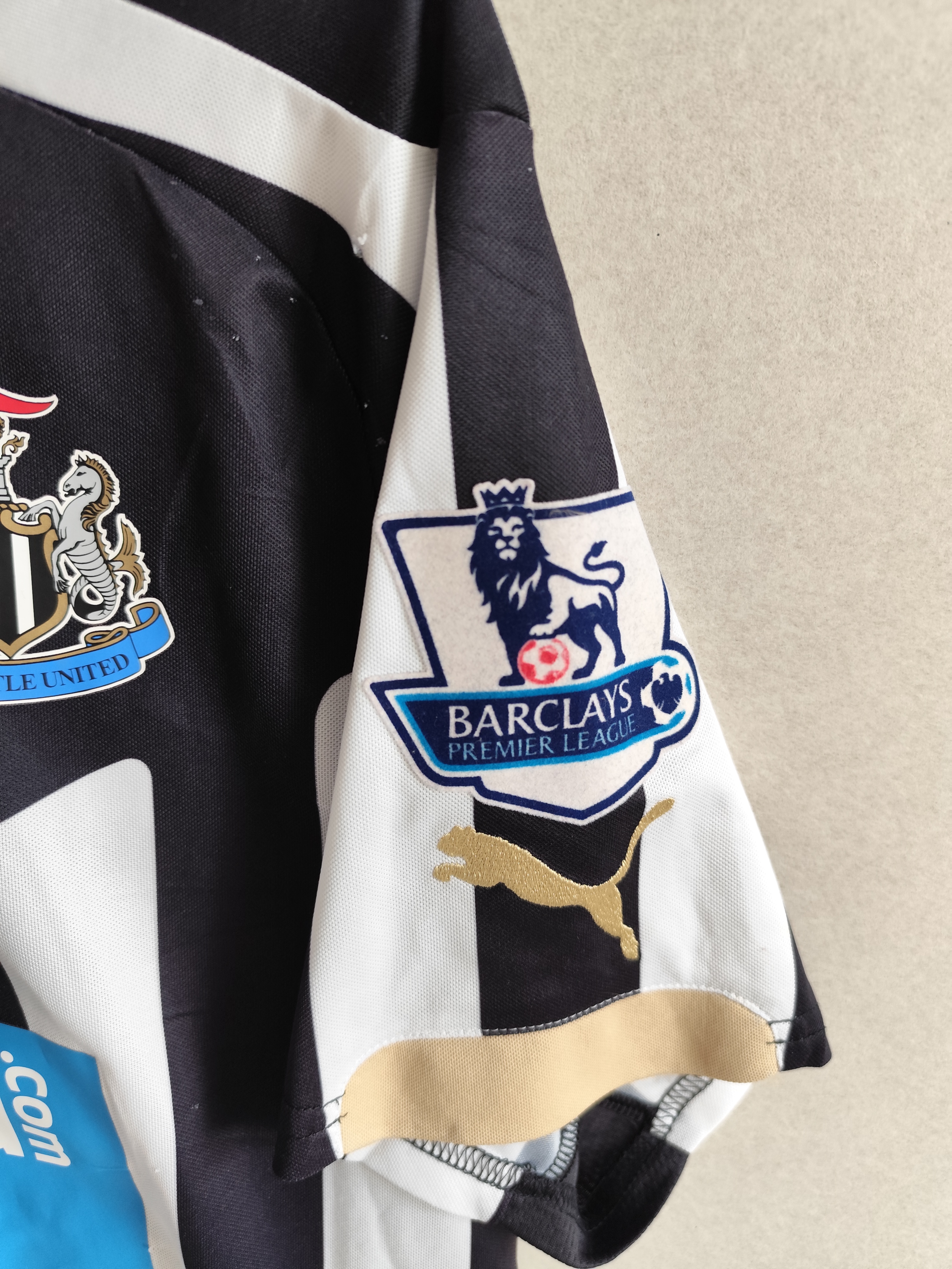 Newcastle United Puma Home Football Shirt Wonga Sponsor Black White Size S
