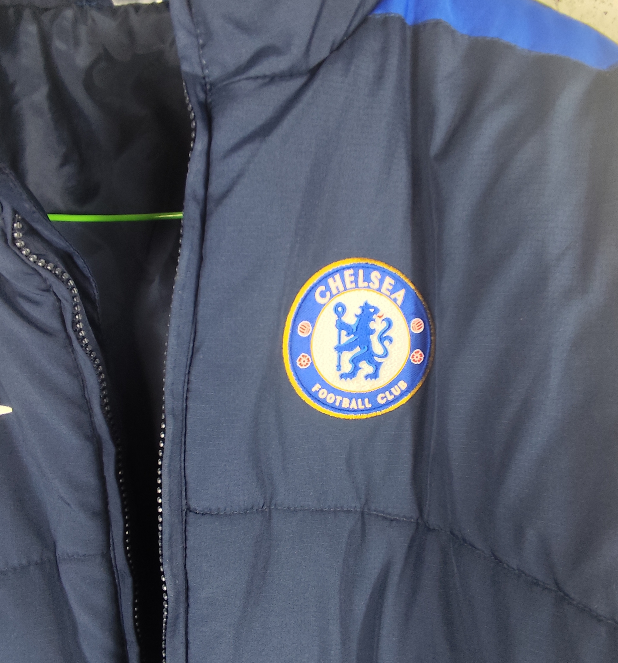 Vintage 2005-06 Chelsea Umbro Padded Bench Coat Kids YXL 158 cm