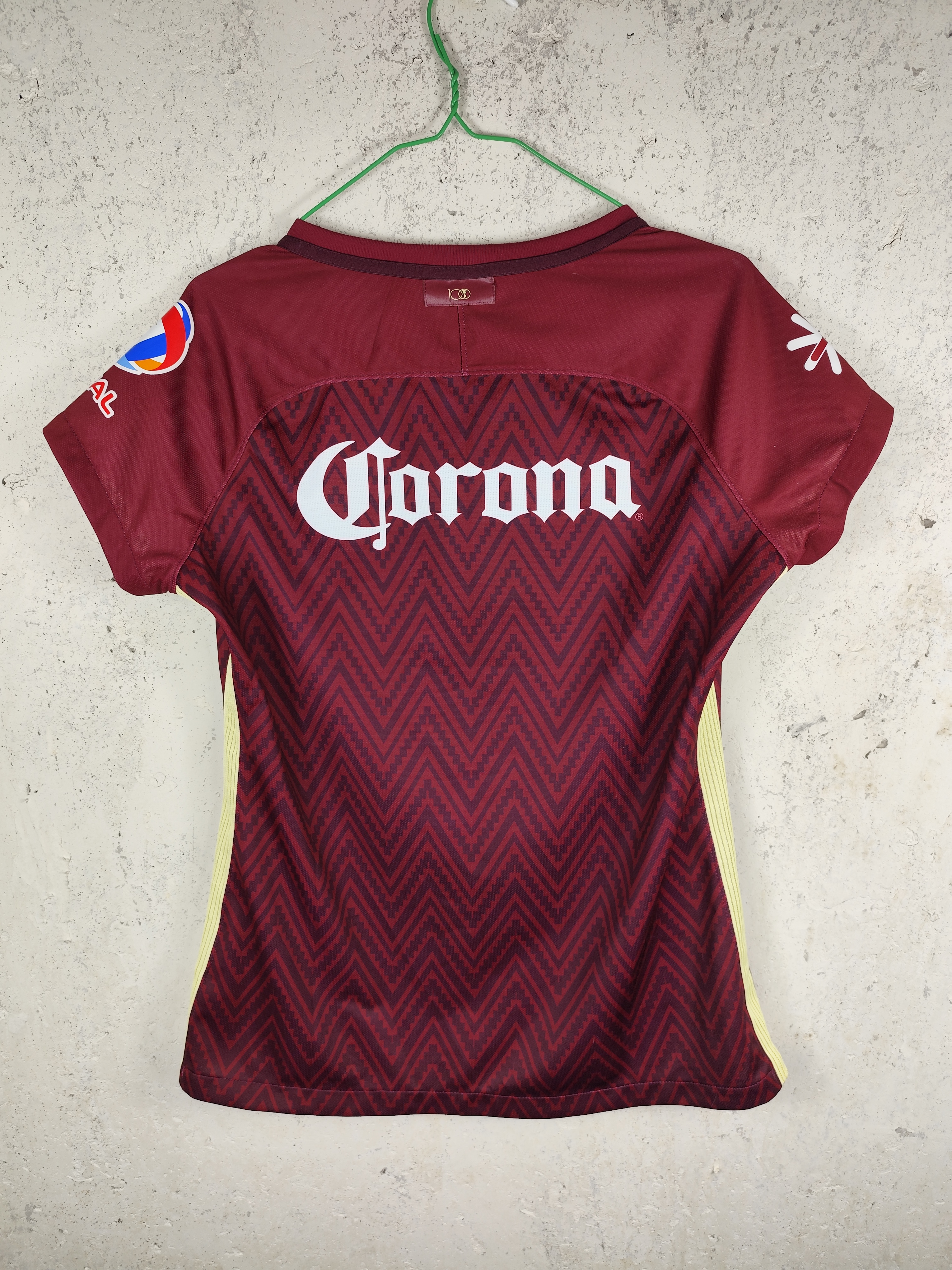 Club America 2016-17 Centenary Away Shirt Women's L