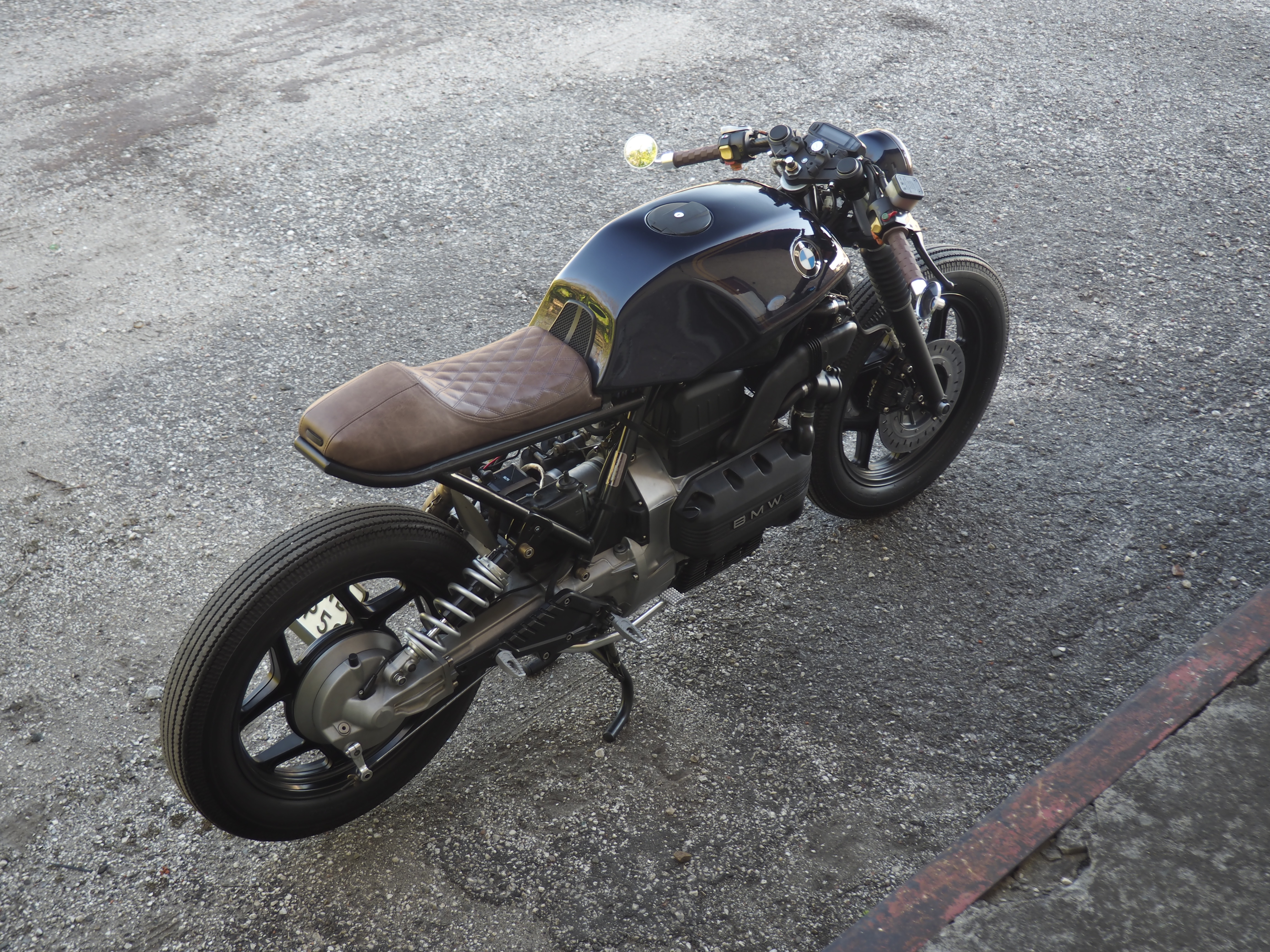 VALLA  - Des Cendres 00. Venture