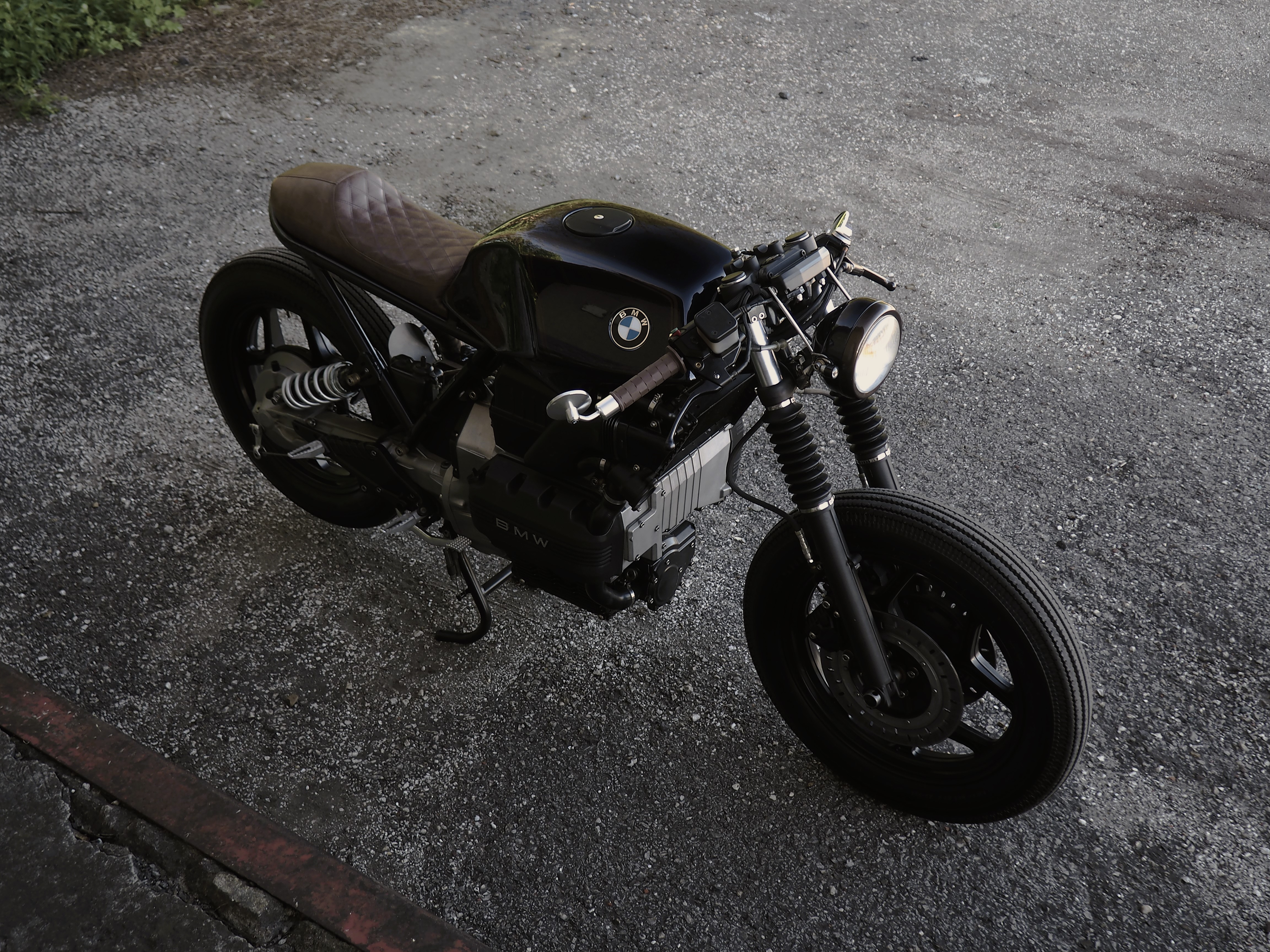 VALLA  - Des Cendres 00. Venture