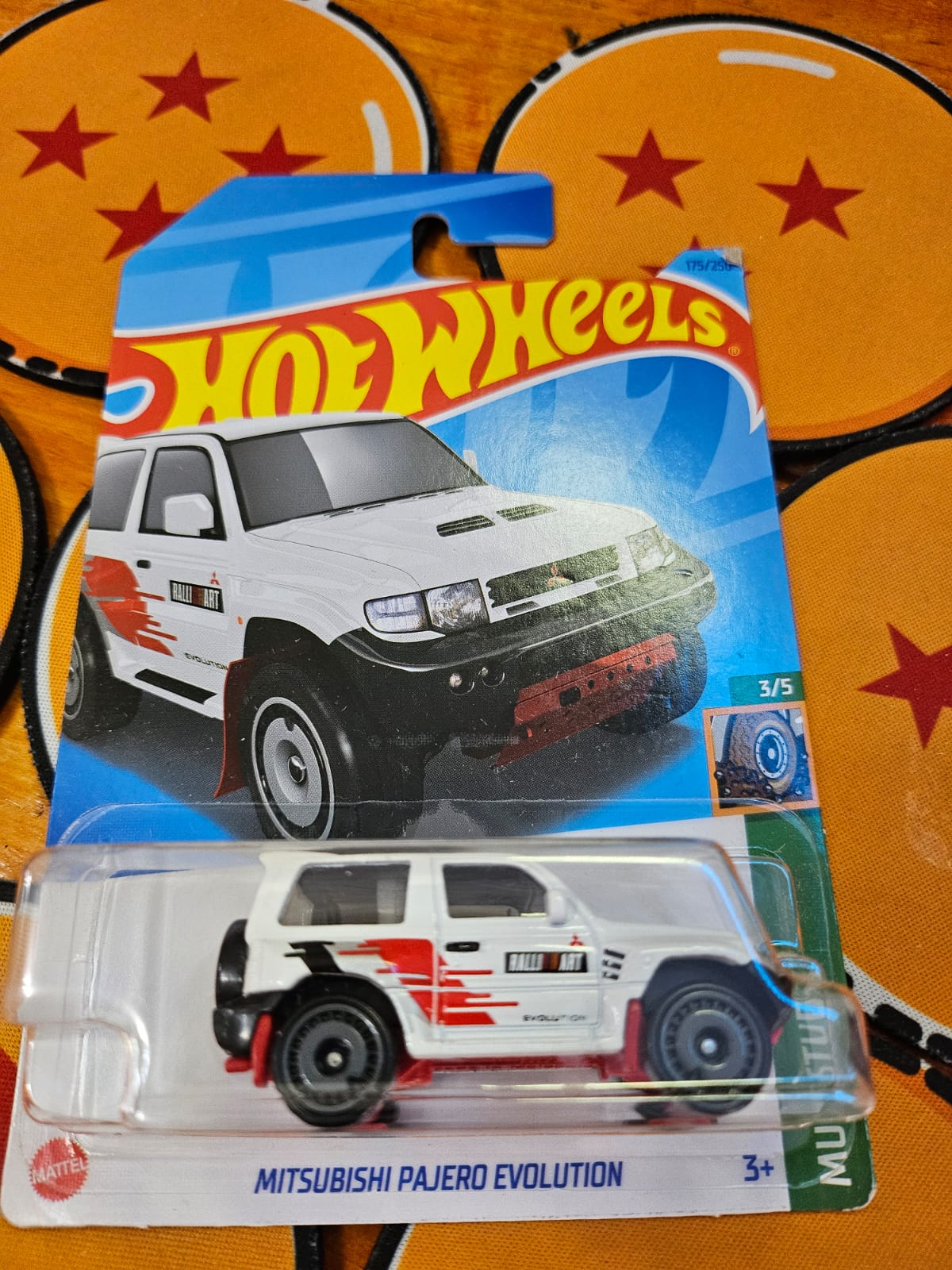 Mitsubishi Pajero Evolution