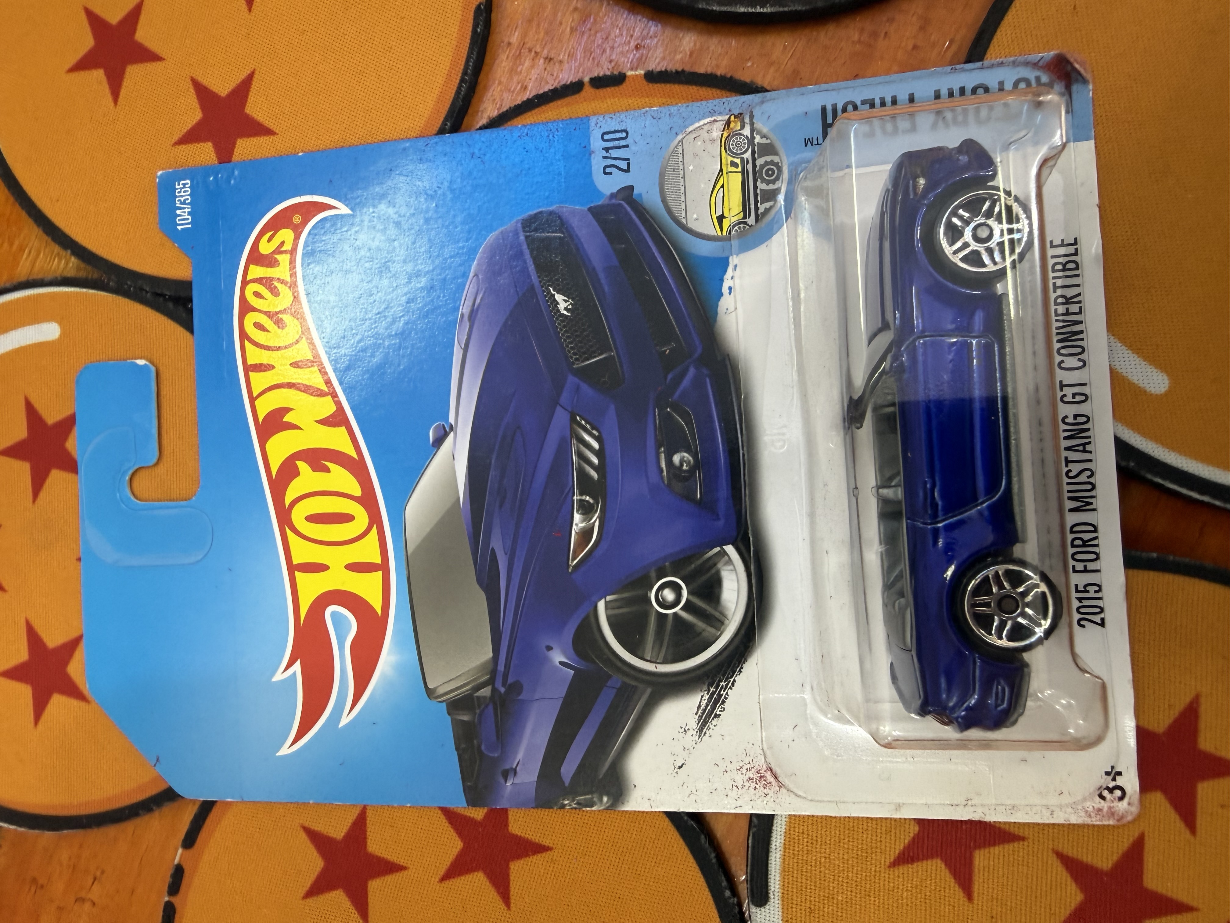 Hot Wheels 2015 Ford Mustang GT Convertible
