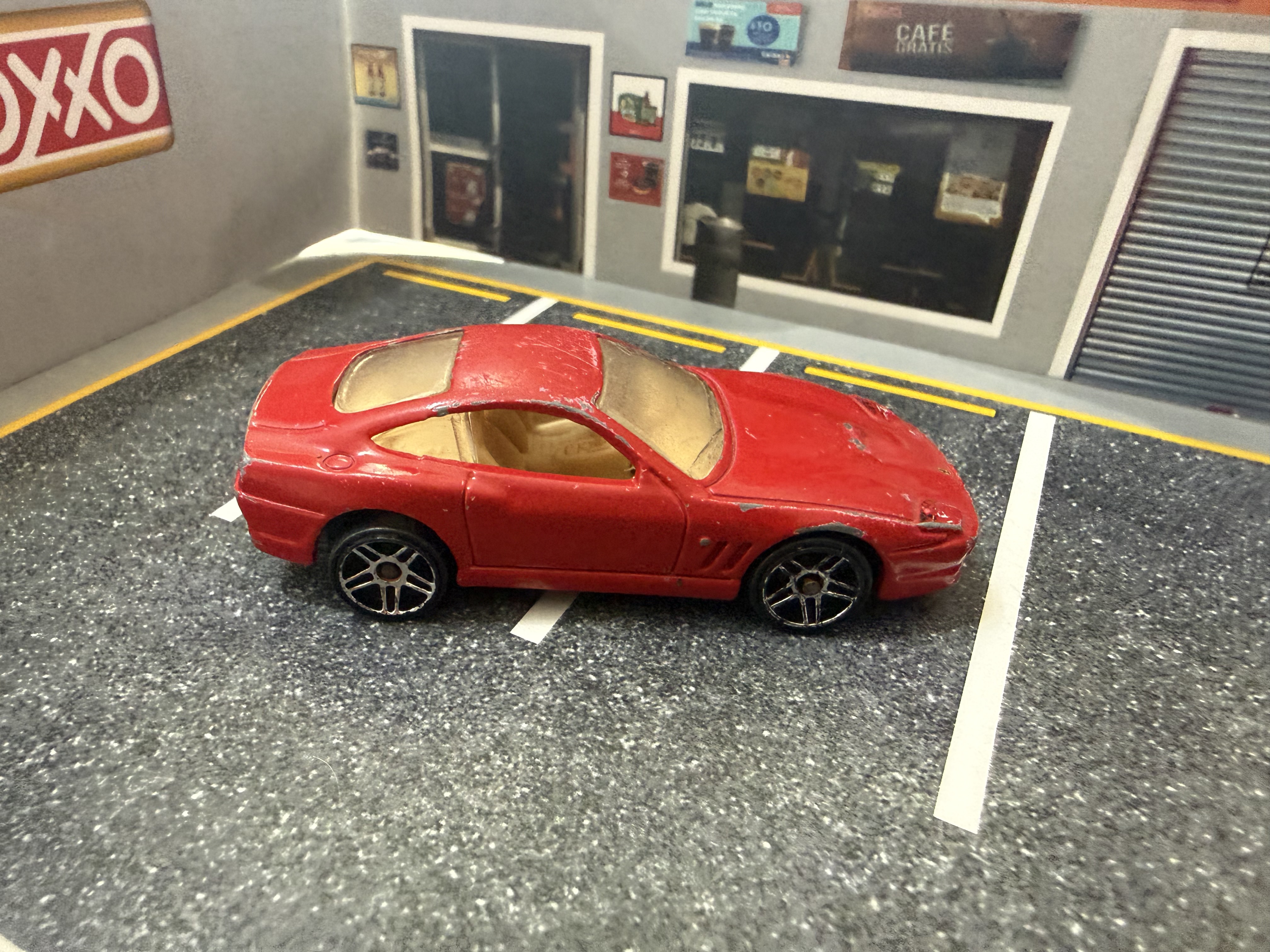 Coche deportivo de juguete
