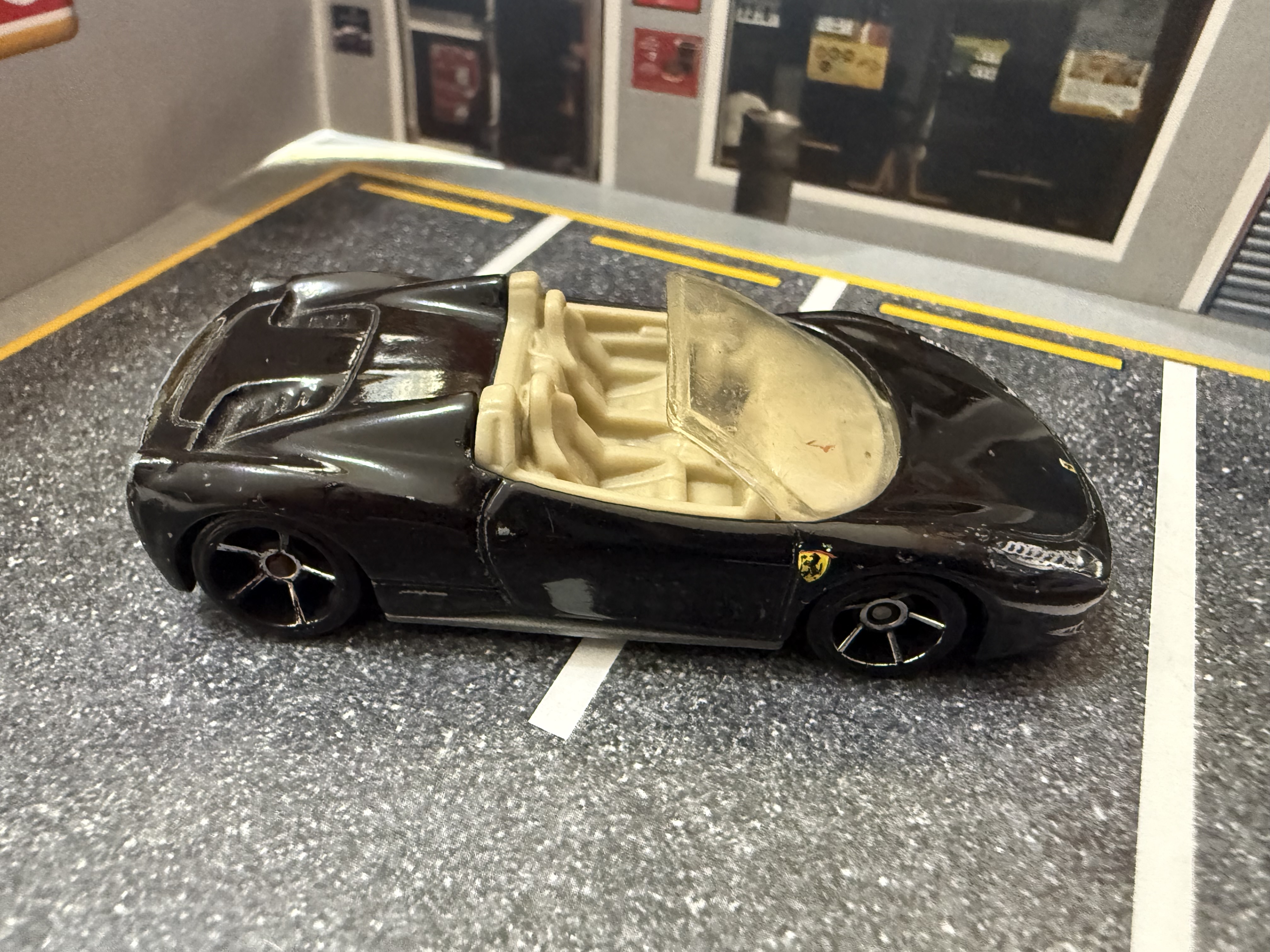 Carro deportivo de juguete
