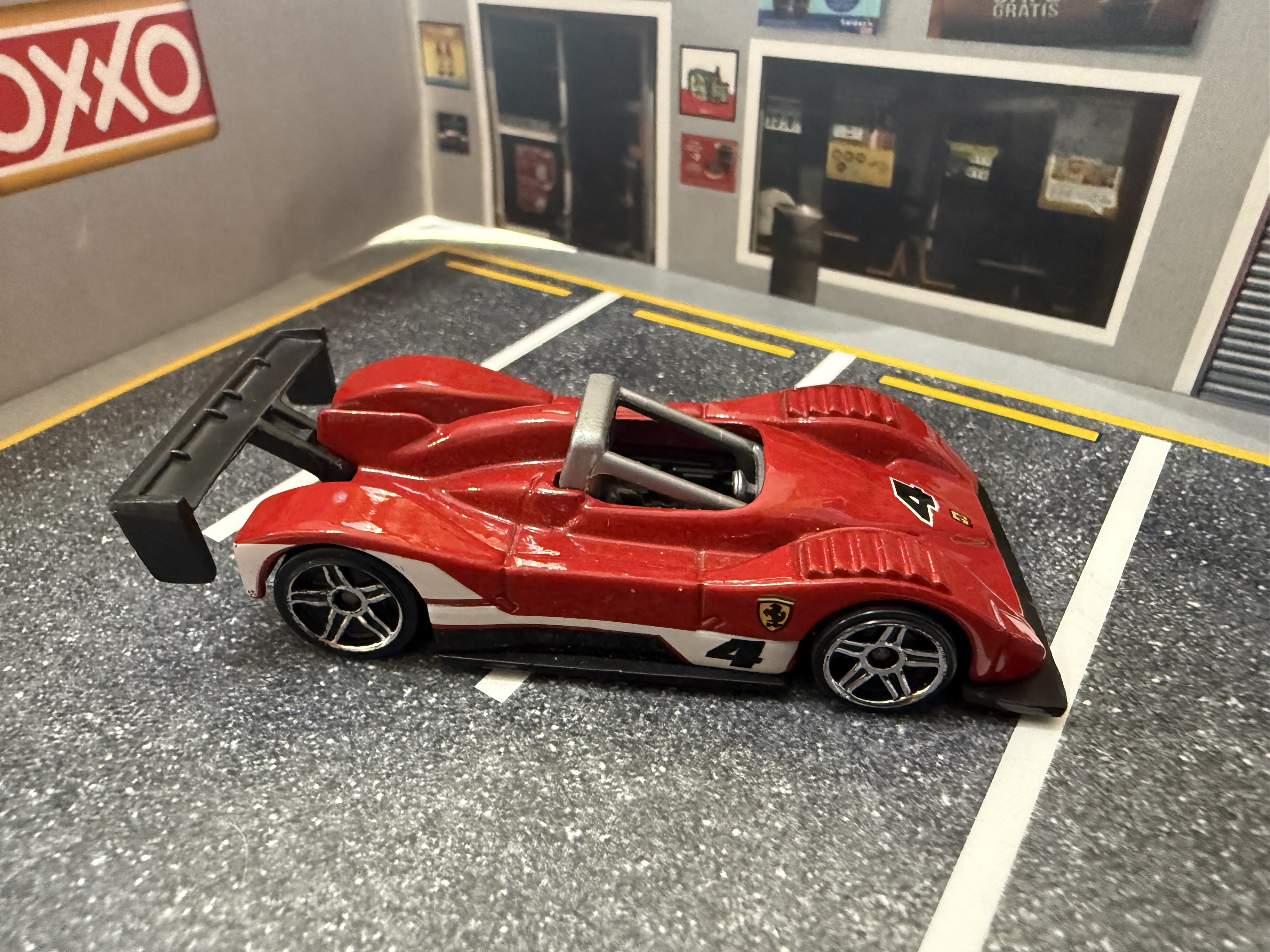 Auto deportivo de juguete