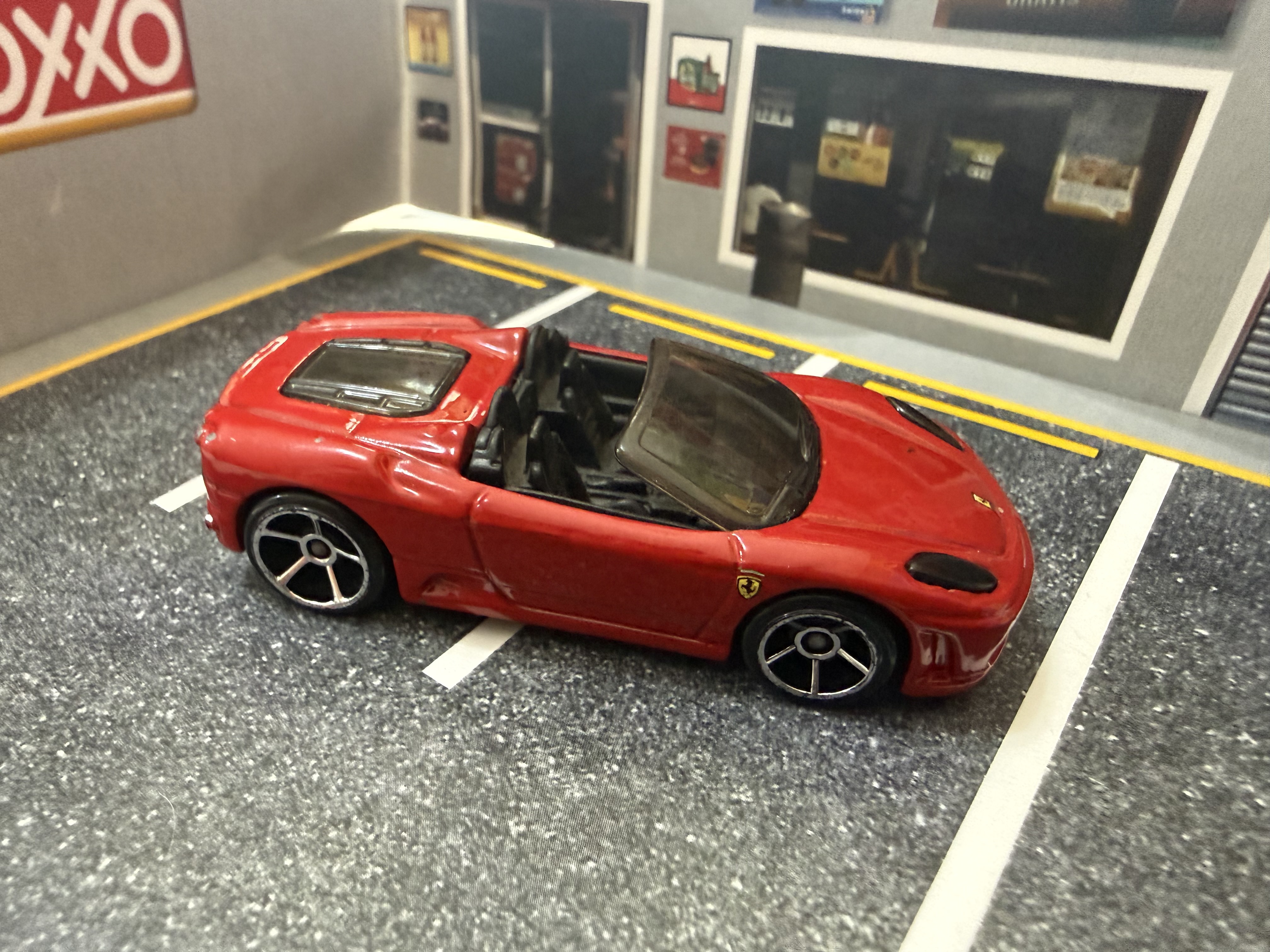 Coche deportivo de juguete