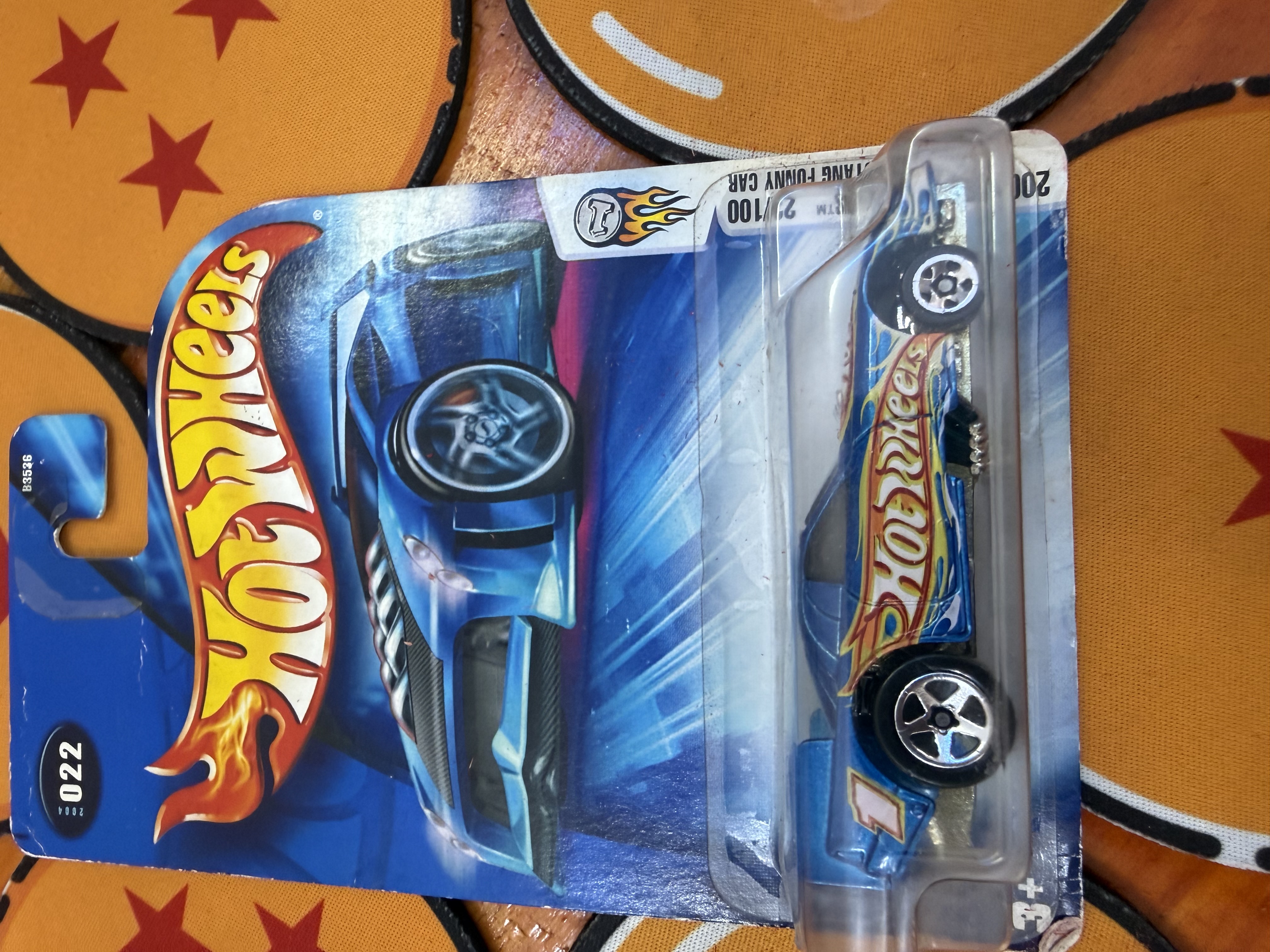 Hot Wheels auto azul