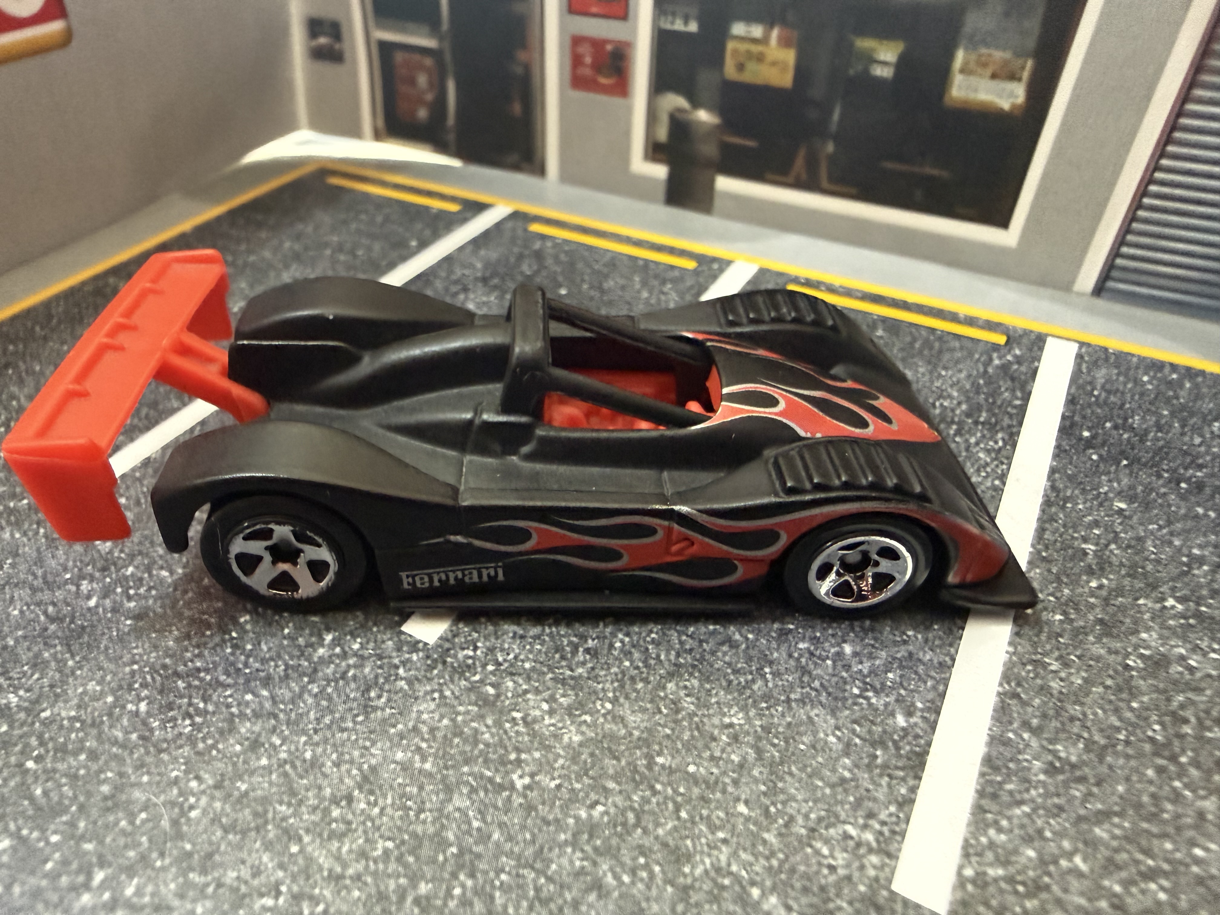 Coche de juguete Ferrari