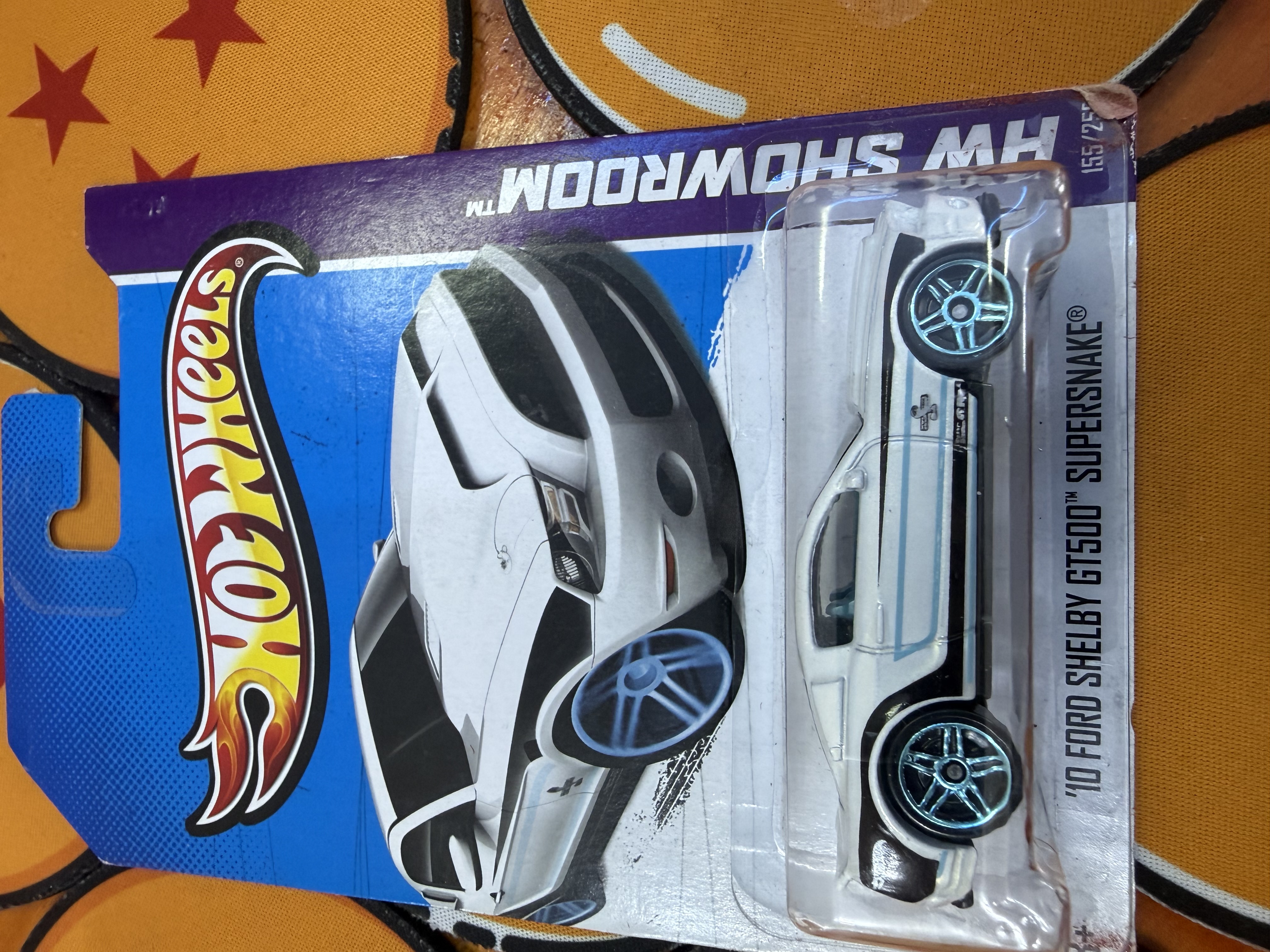Hot Wheels '10 Ford Shelby GT500 Supersnake