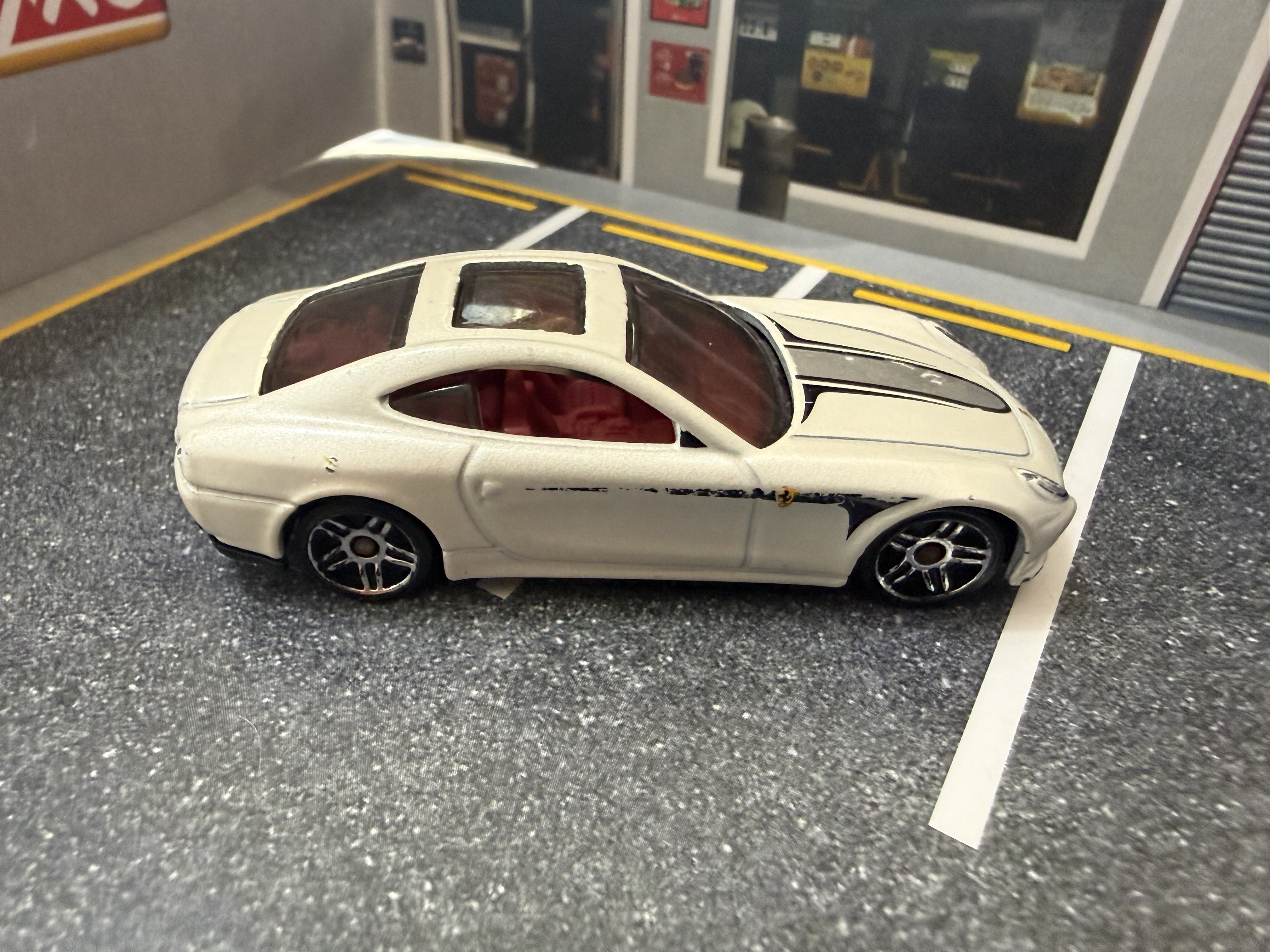 Coche deportivo de juguete
