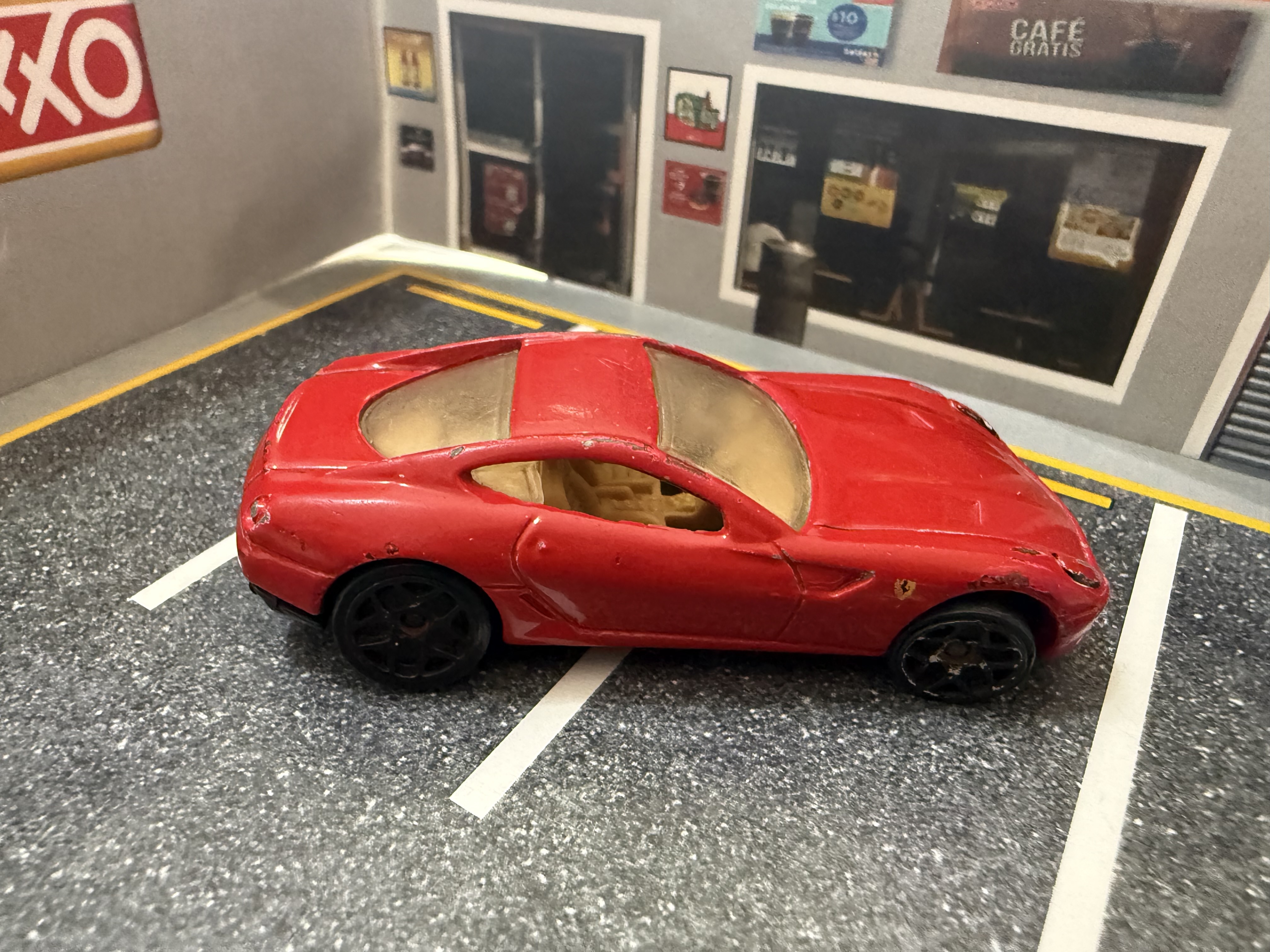 Coche deportivo de juguete