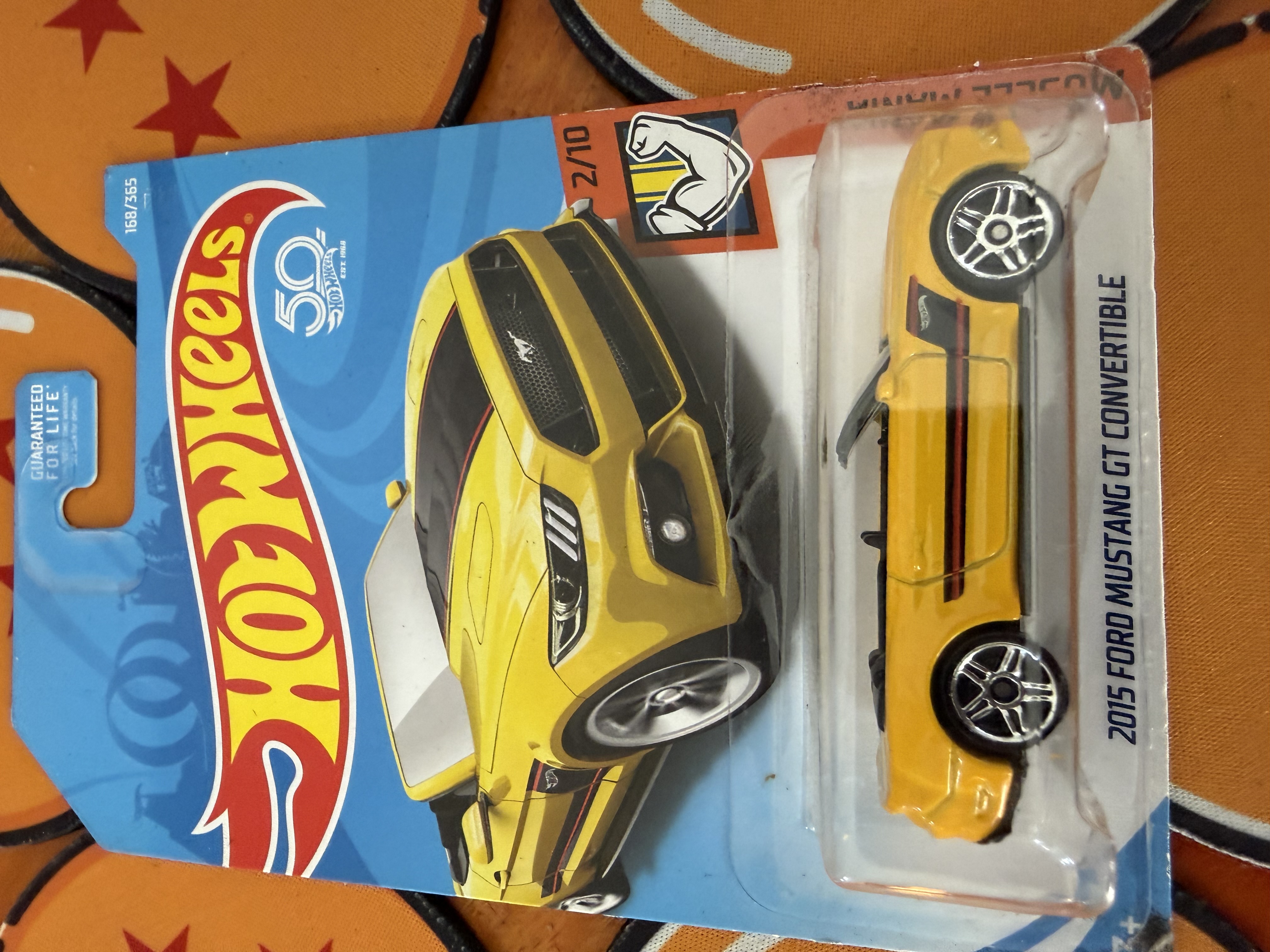 Hot Wheels 2015 Ford Mustang GT Convertible