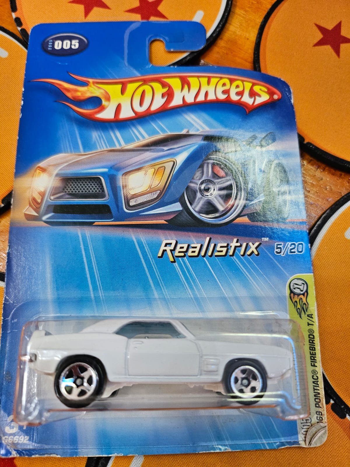 Hot Wheels Realistix