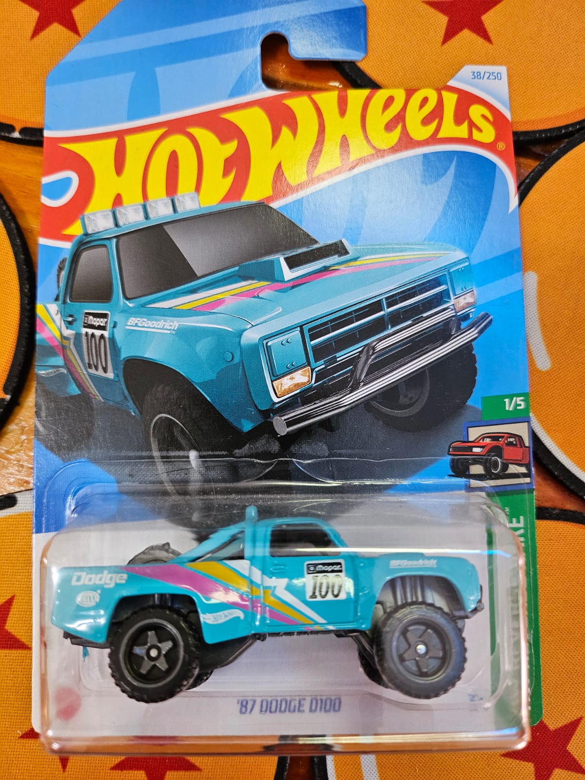 Hot Wheels '87 Dodge D100