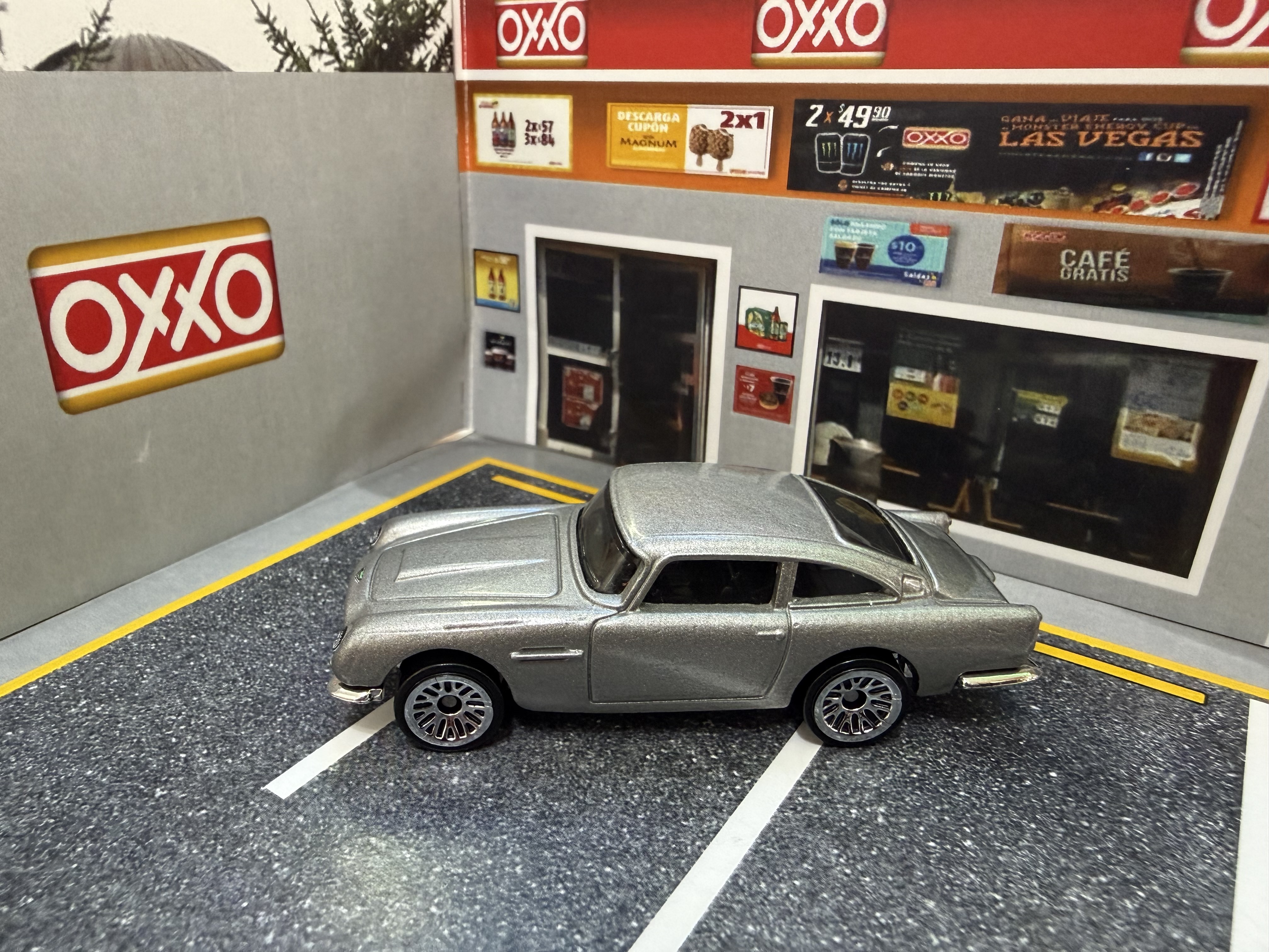 F&F Aston Martin DB5
