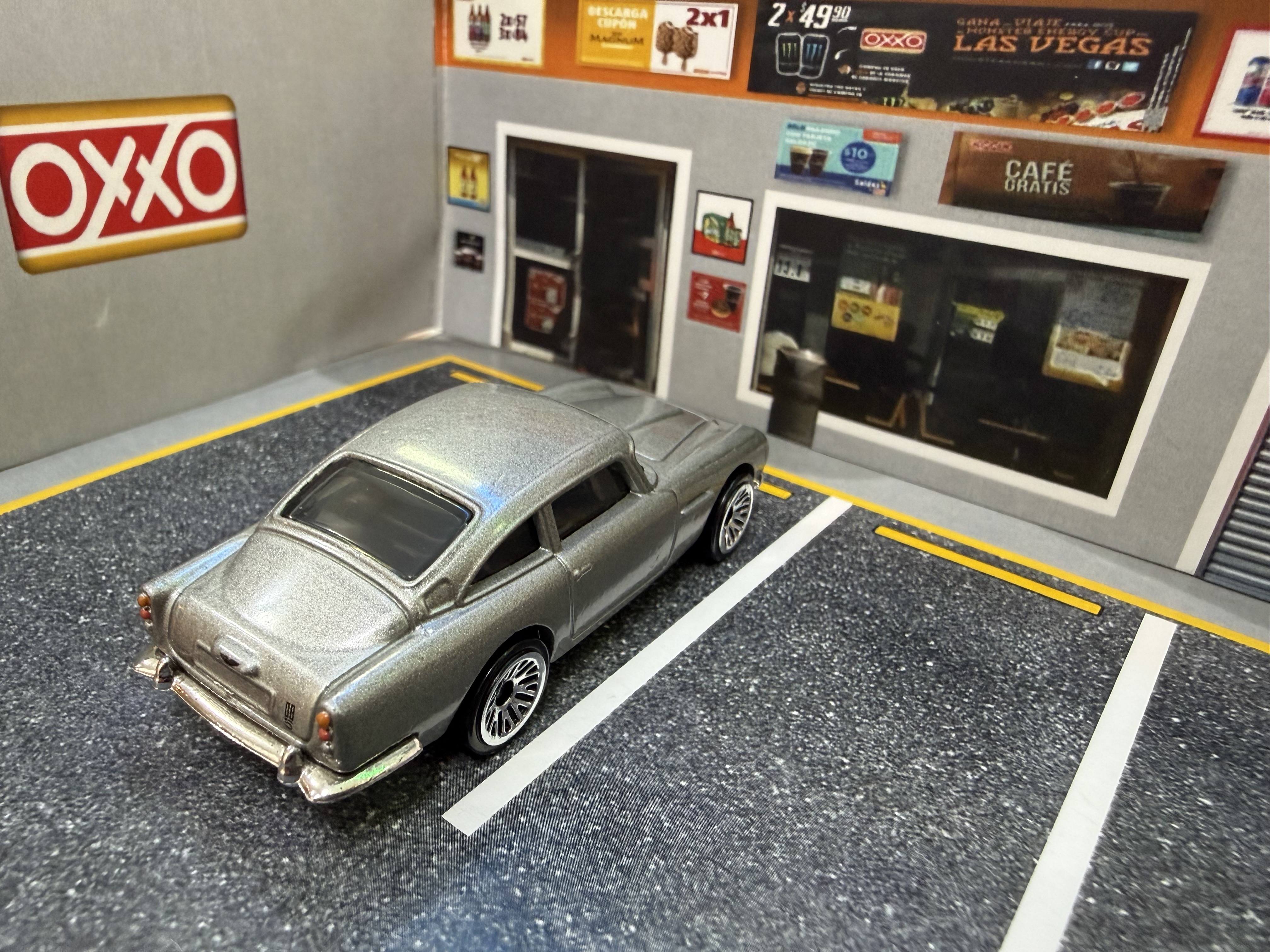 F&F Aston Martin DB5